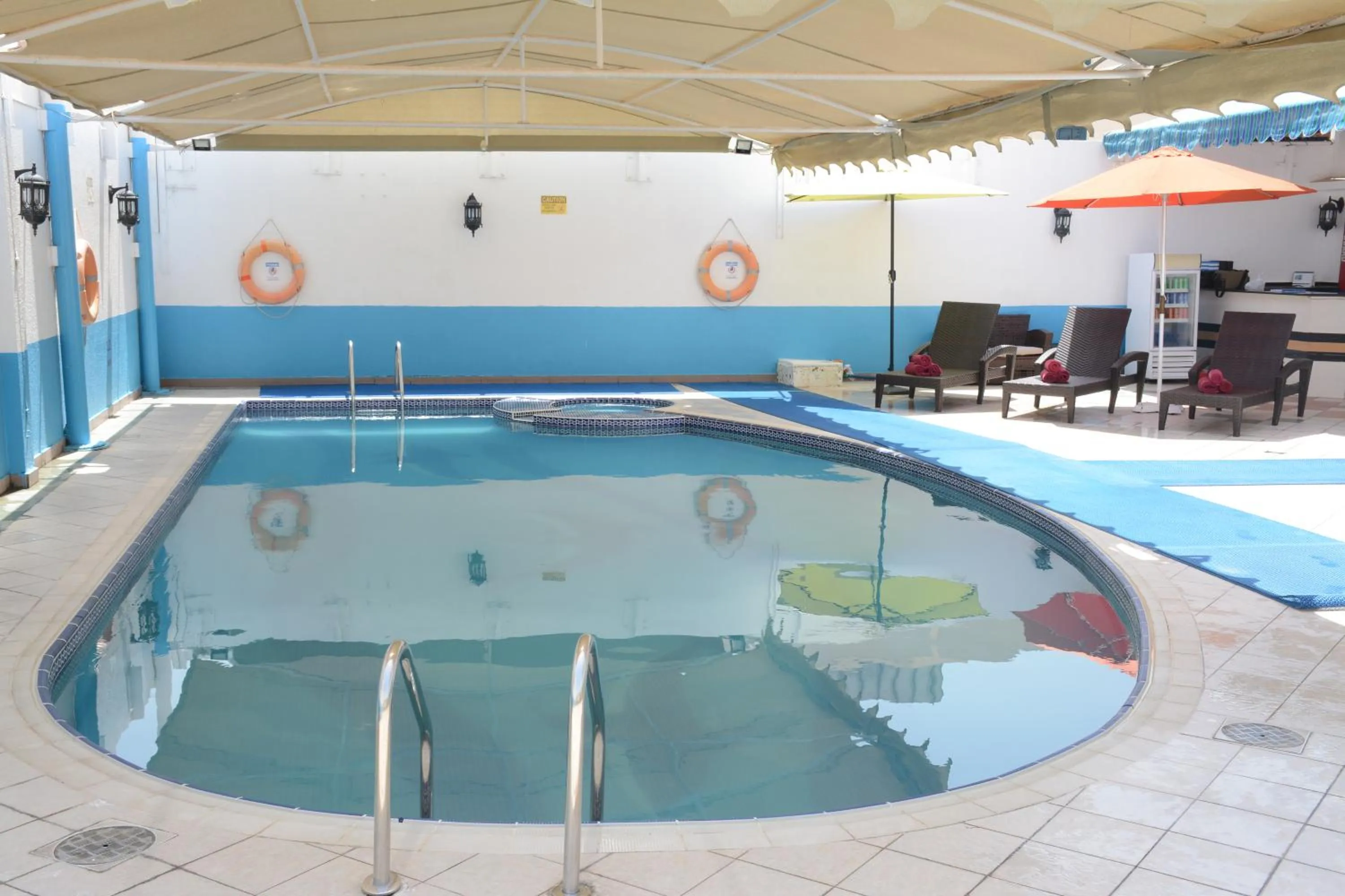 Swimming pool in Spark Residence Hotel