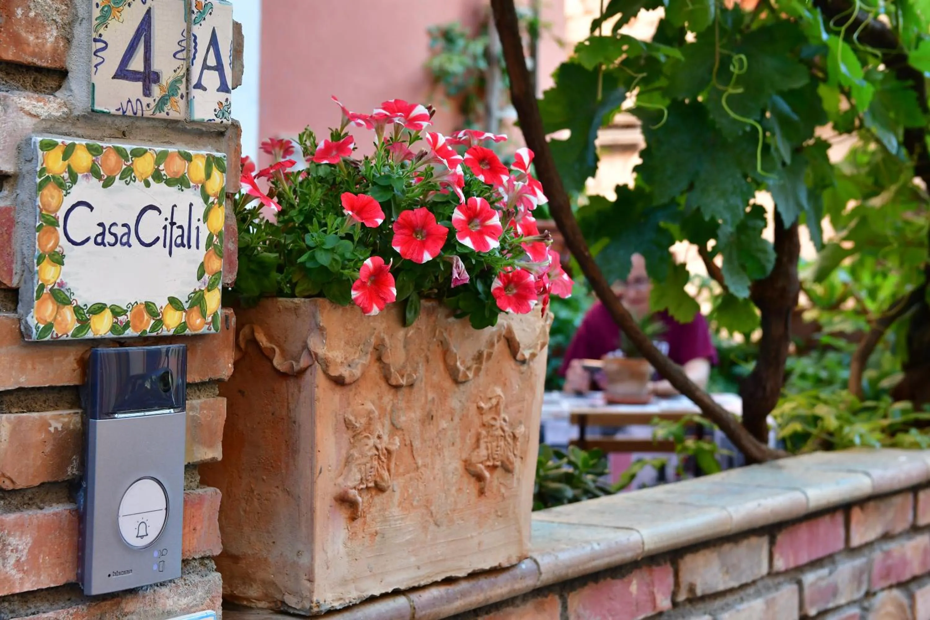 Property building in Casa Cifali