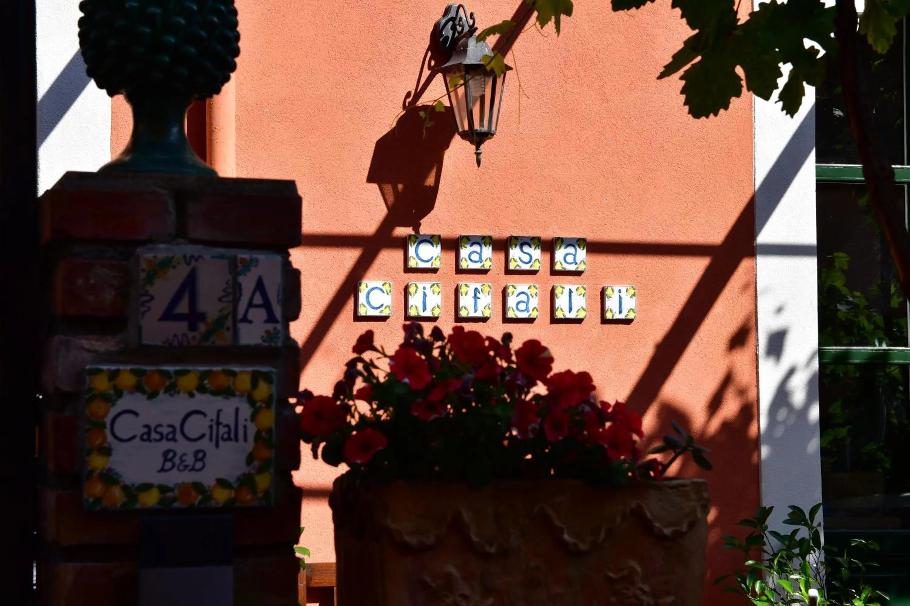 Property logo or sign in Casa Cifali