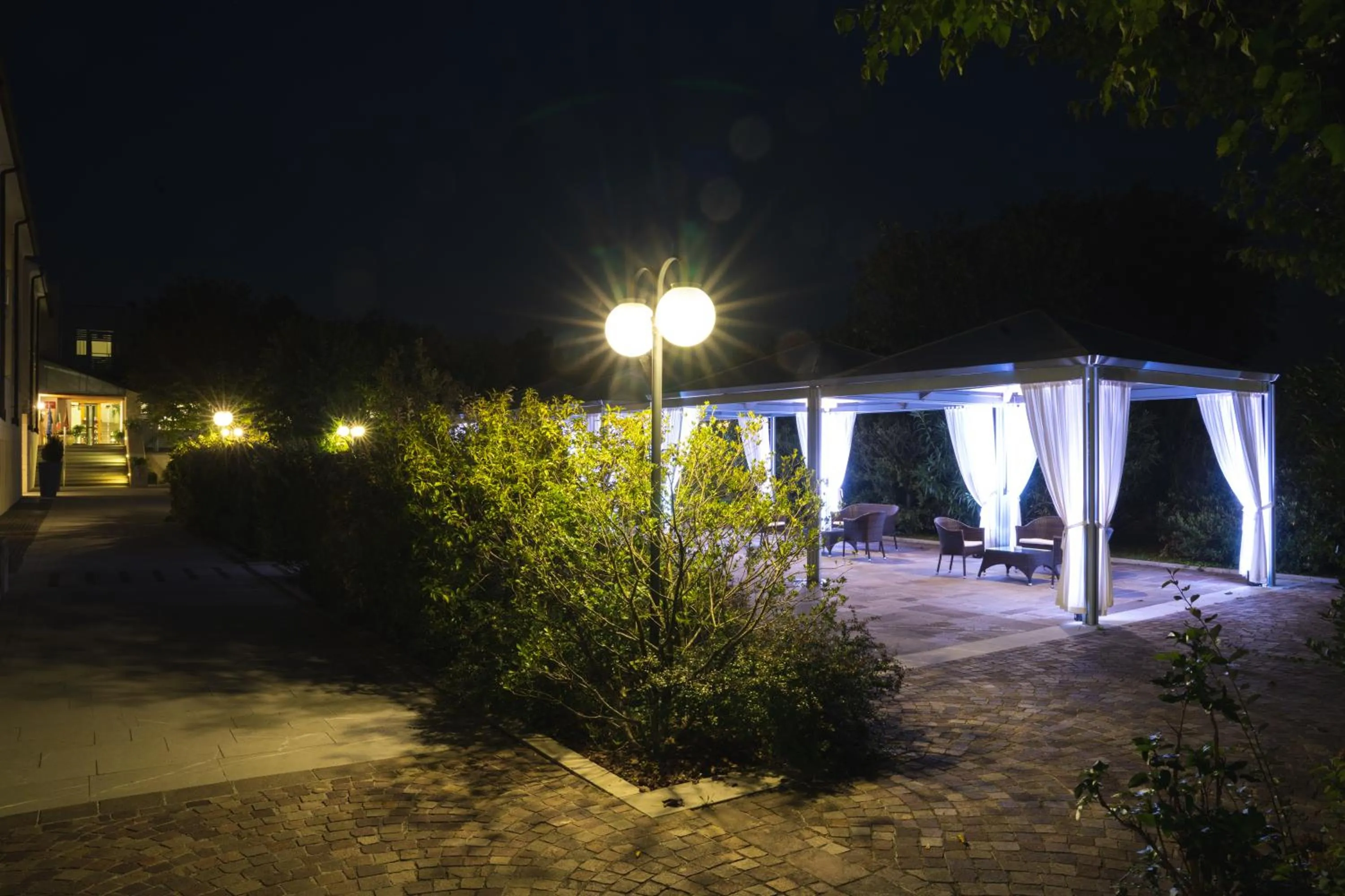 Property building in Hotel Ristorante Primavera