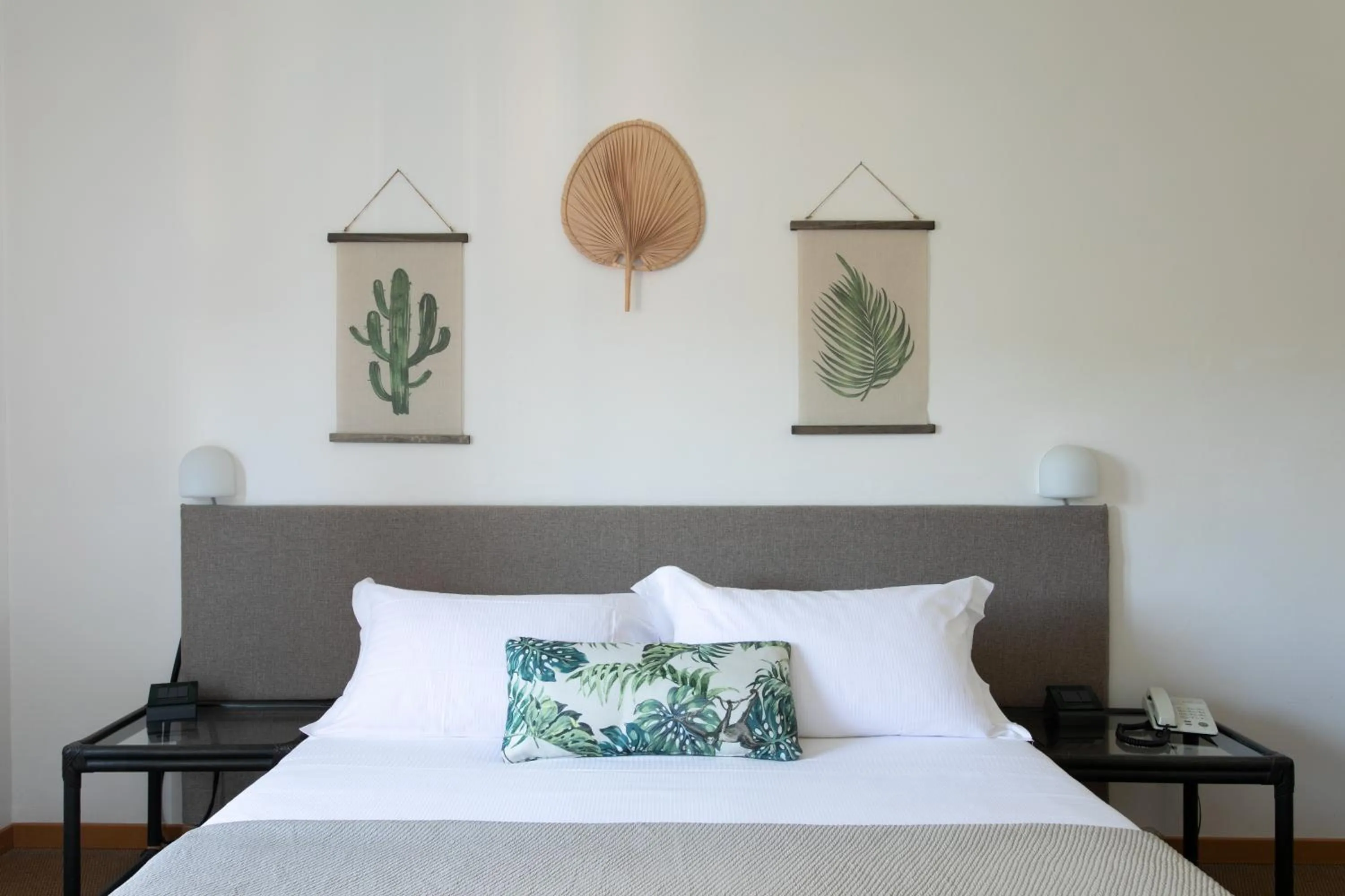 Bed in Harvey Suites Hotel & Residence