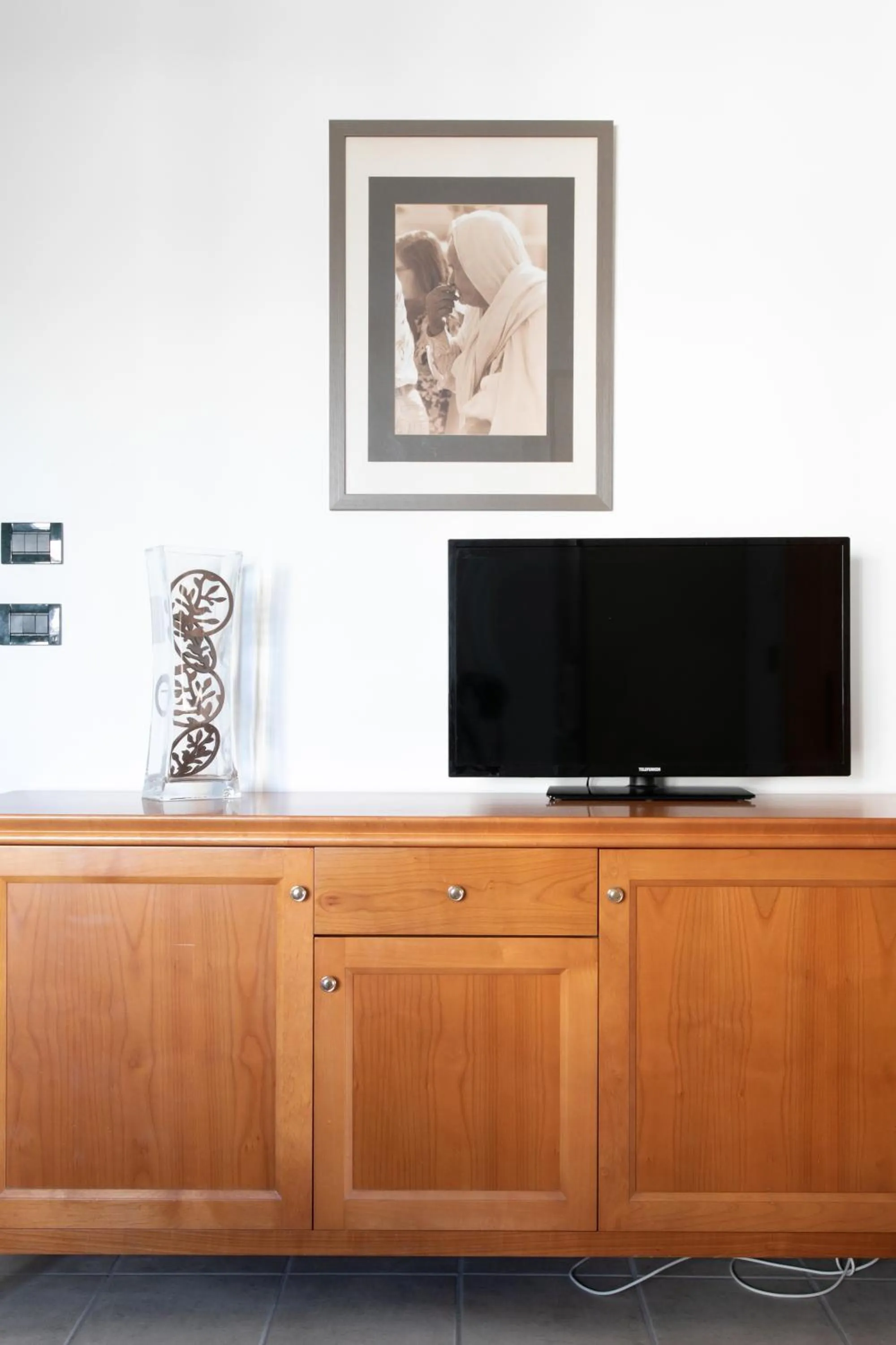 TV and multimedia in Harvey Suites Hotel & Residence