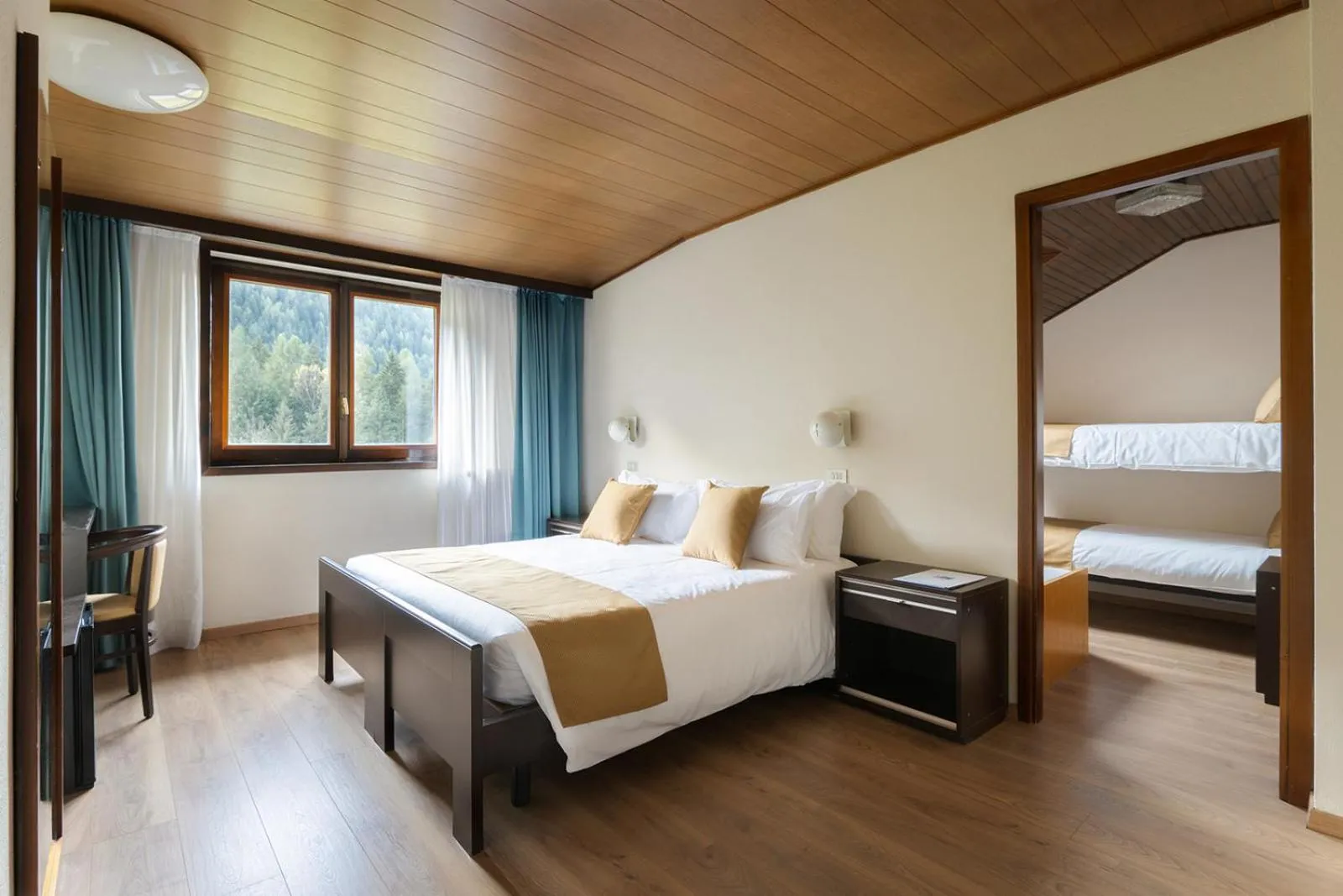 Bed in Hotel Mirella