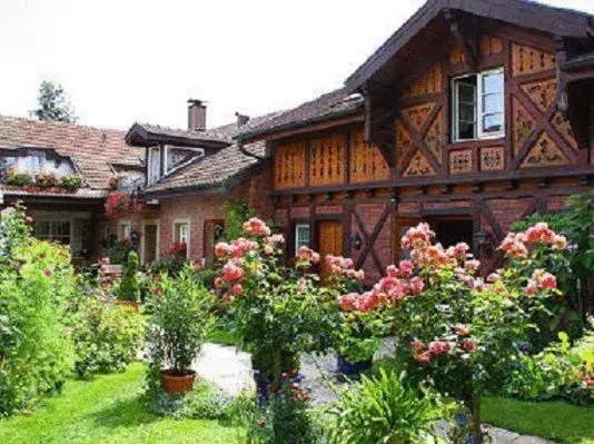 Hotel zur Krone Hotel zur Krone