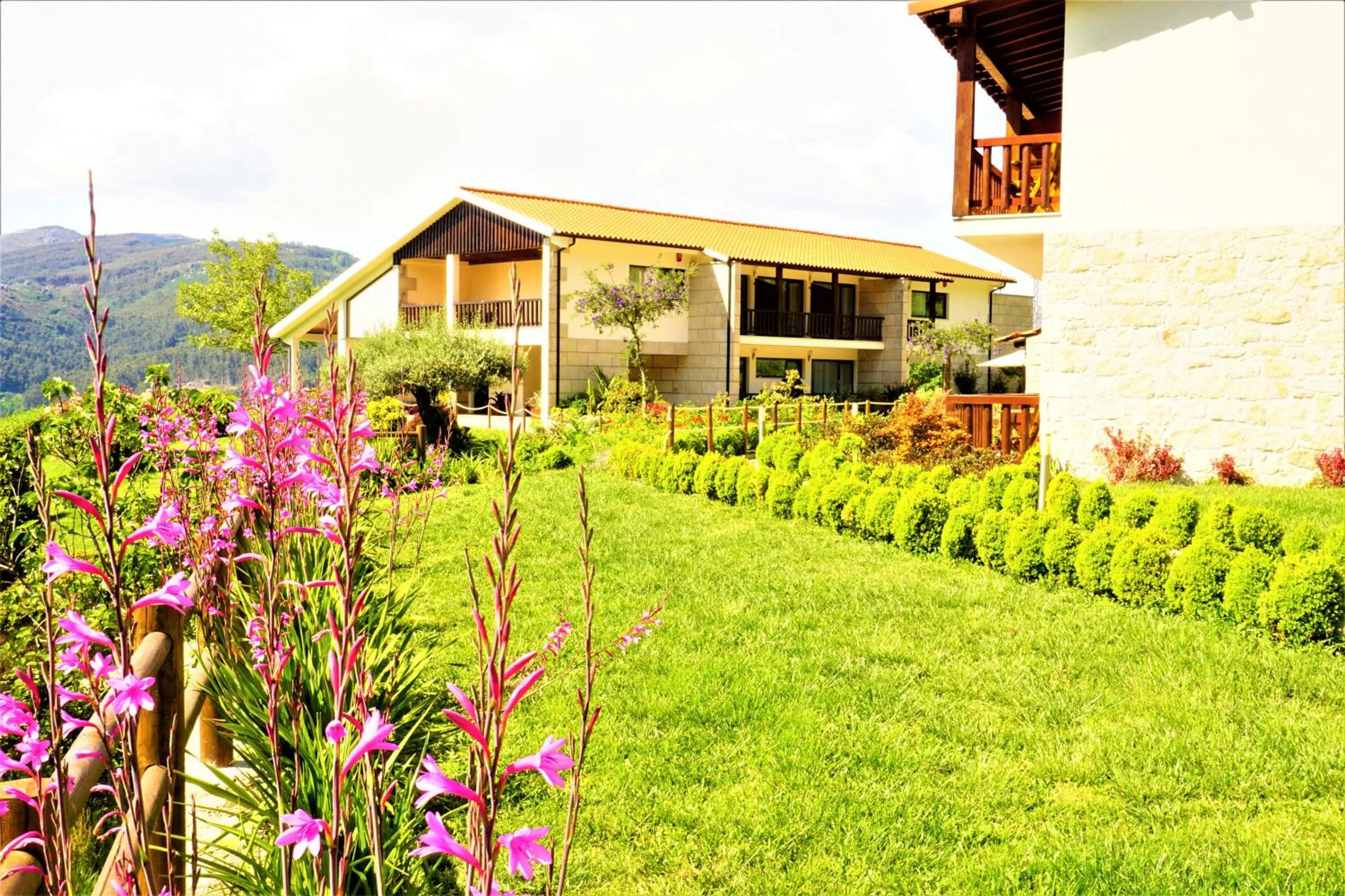 Property building in Quinta do Bento