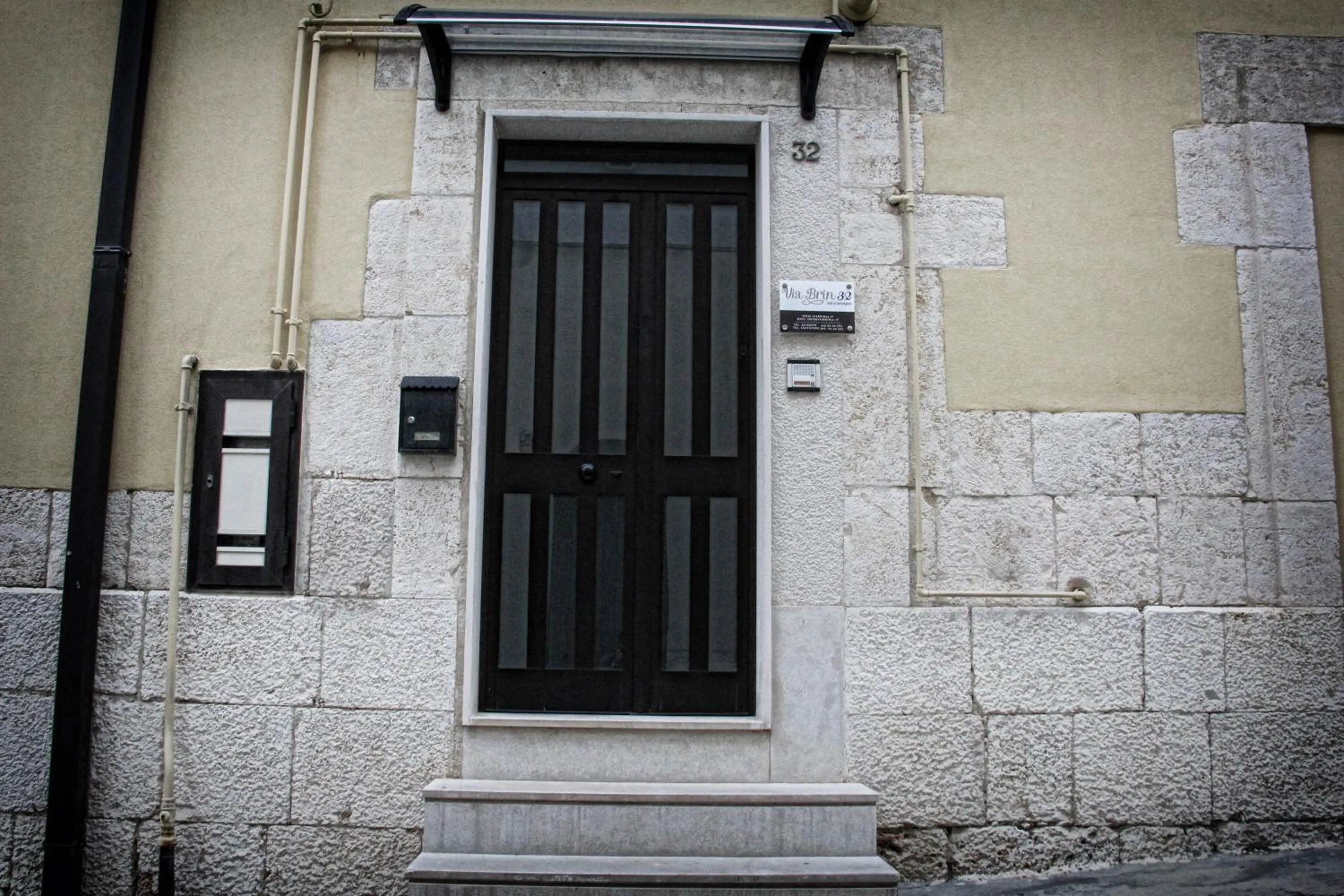 Facade/entrance in B&B ViaBrin 32