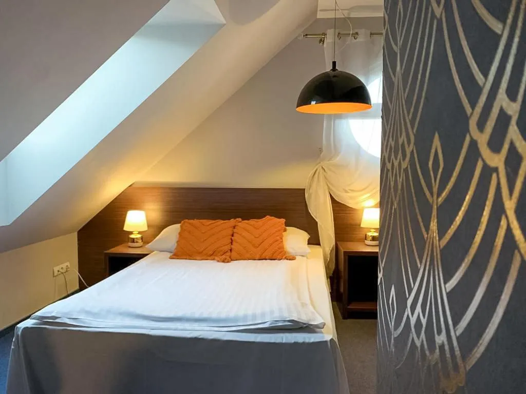 Bed in Hotel Fero Express POKOJE KLIMATYZOWANE AC