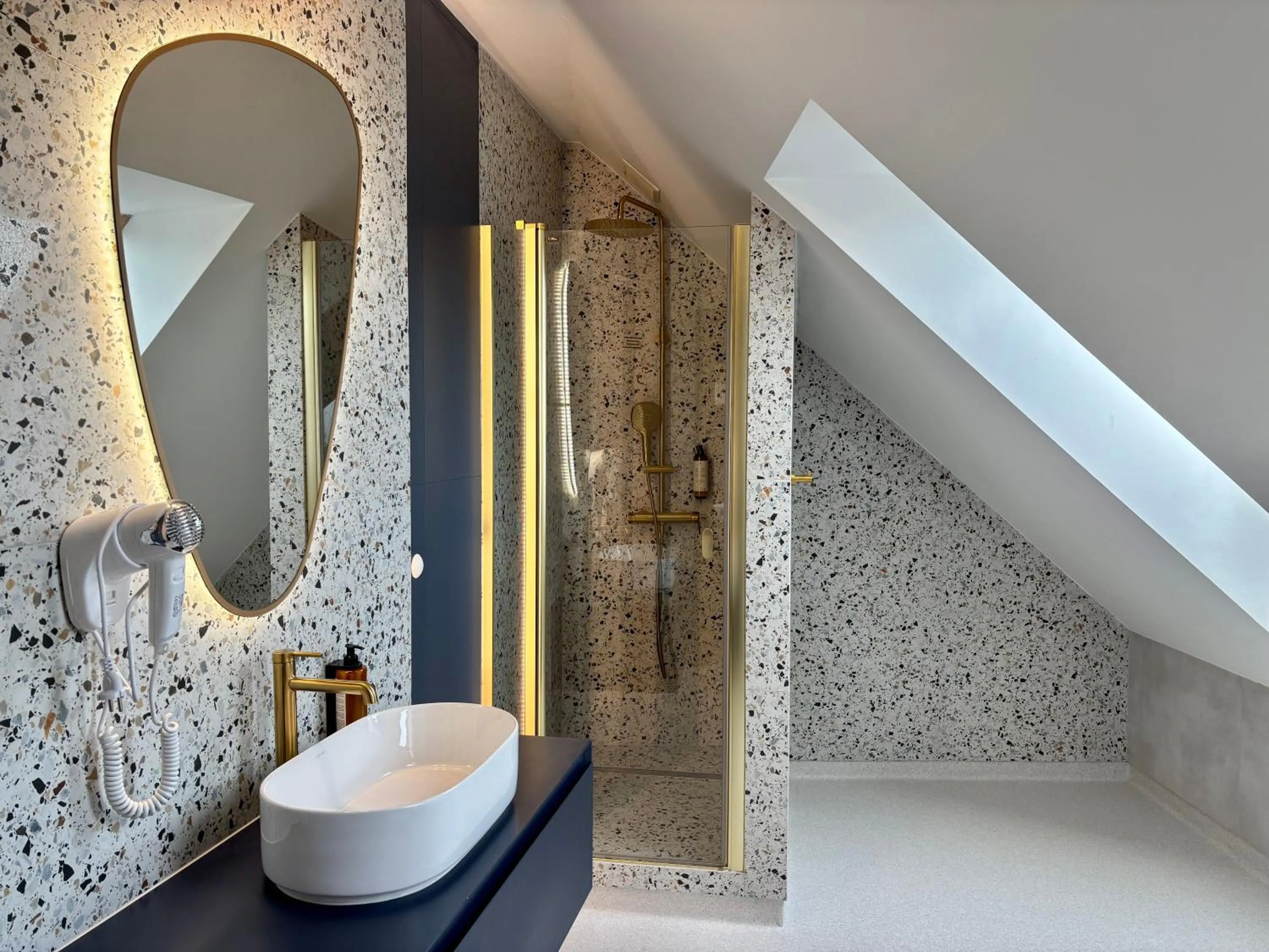 Hotel Fero Express POKOJE KLIMATYZOWANE AC