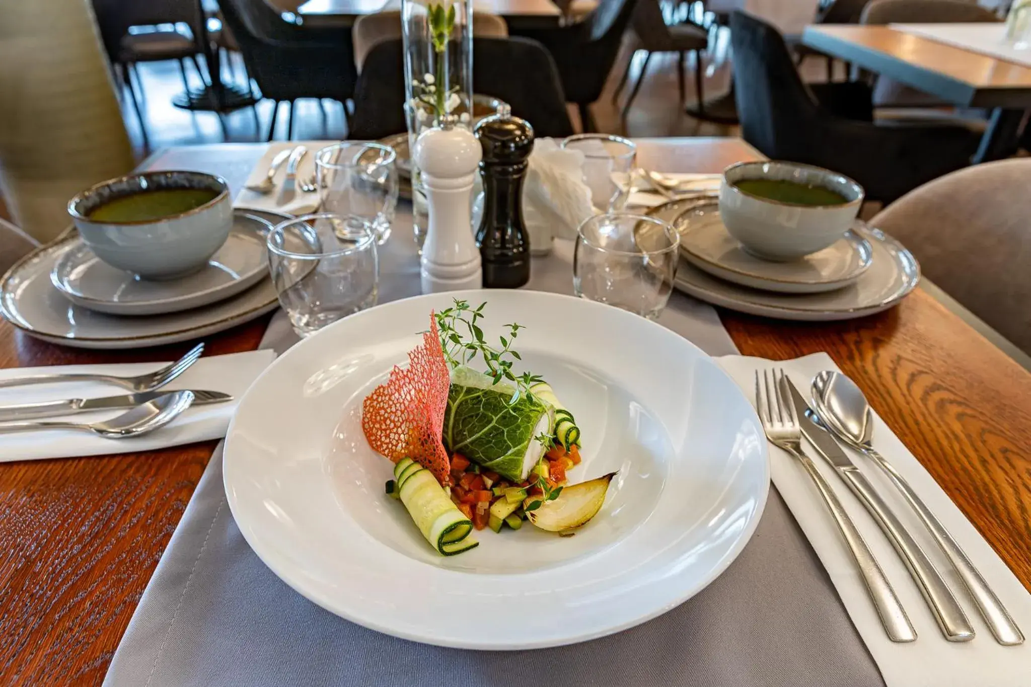 Restaurant/places to eat in Hotel Fero Express POKOJE KLIMATYZOWANE AC Restaurant/places to eat in Hotel Fero Express POKOJE KLIMATYZOWANE AC