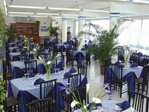 Restaurant/places to eat in Hotel Le Palme