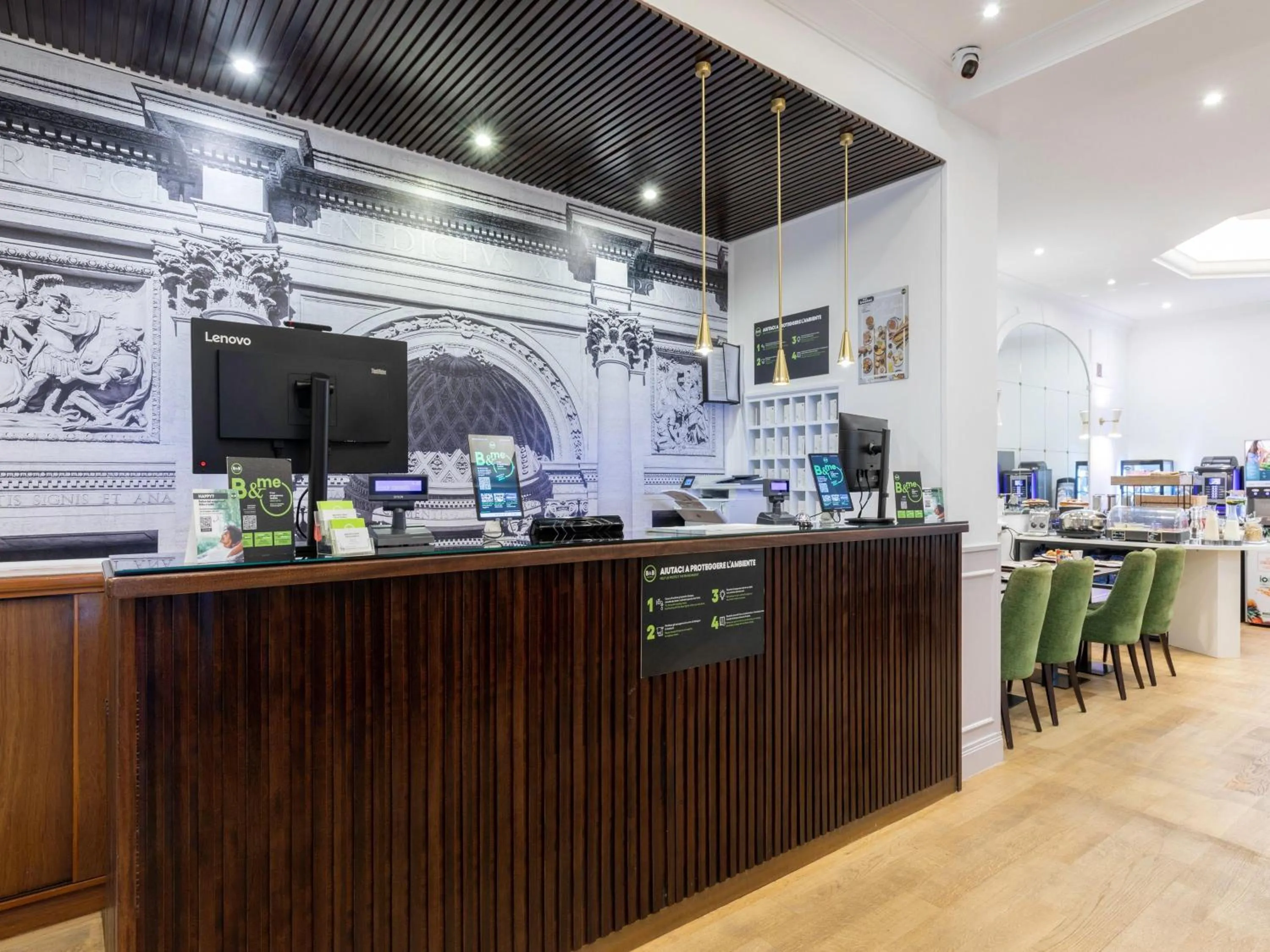 Lobby or reception in B&B Hotel Roma Italia Viminale