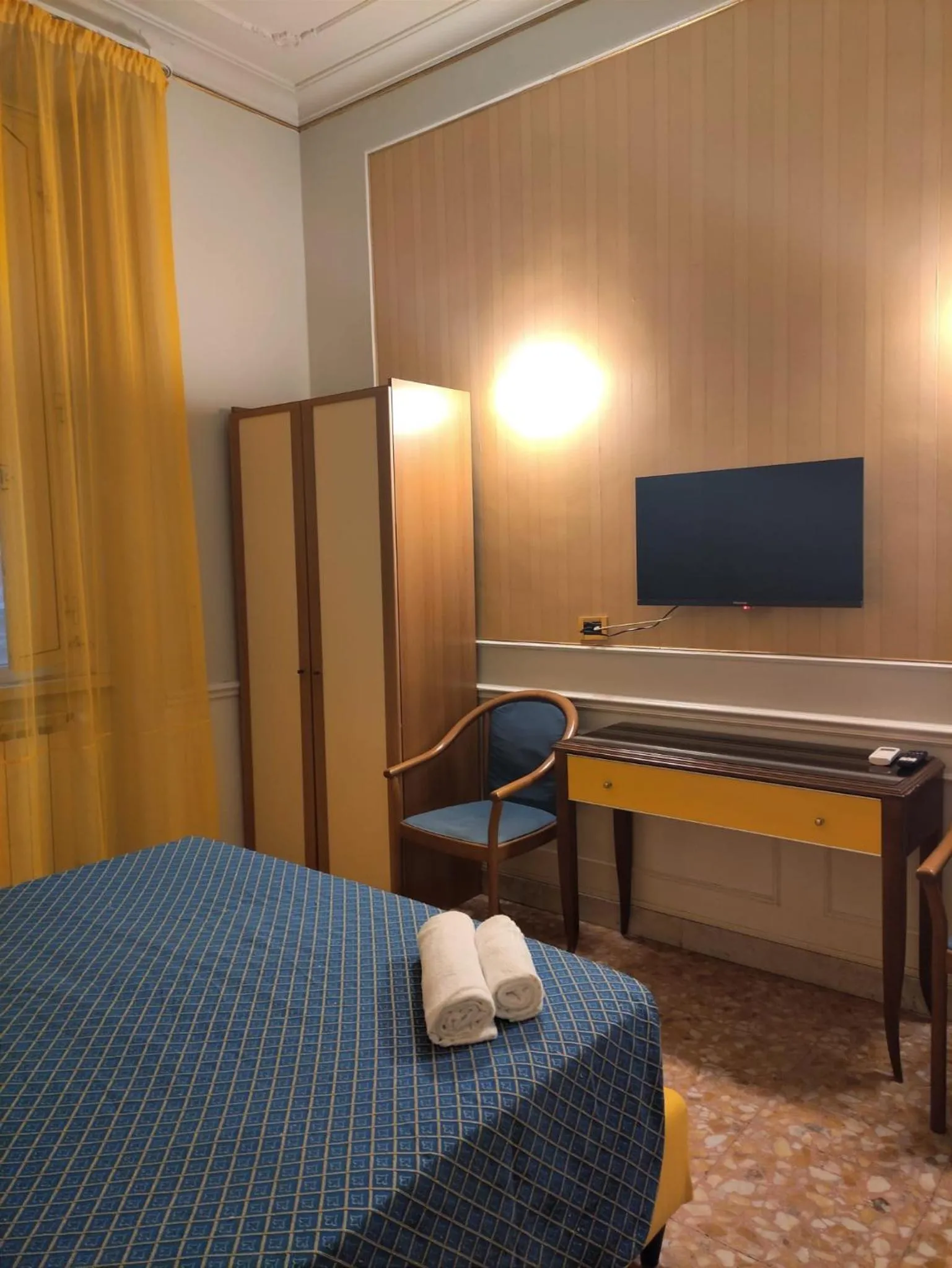 Bed in Hotel Milazzo Roma