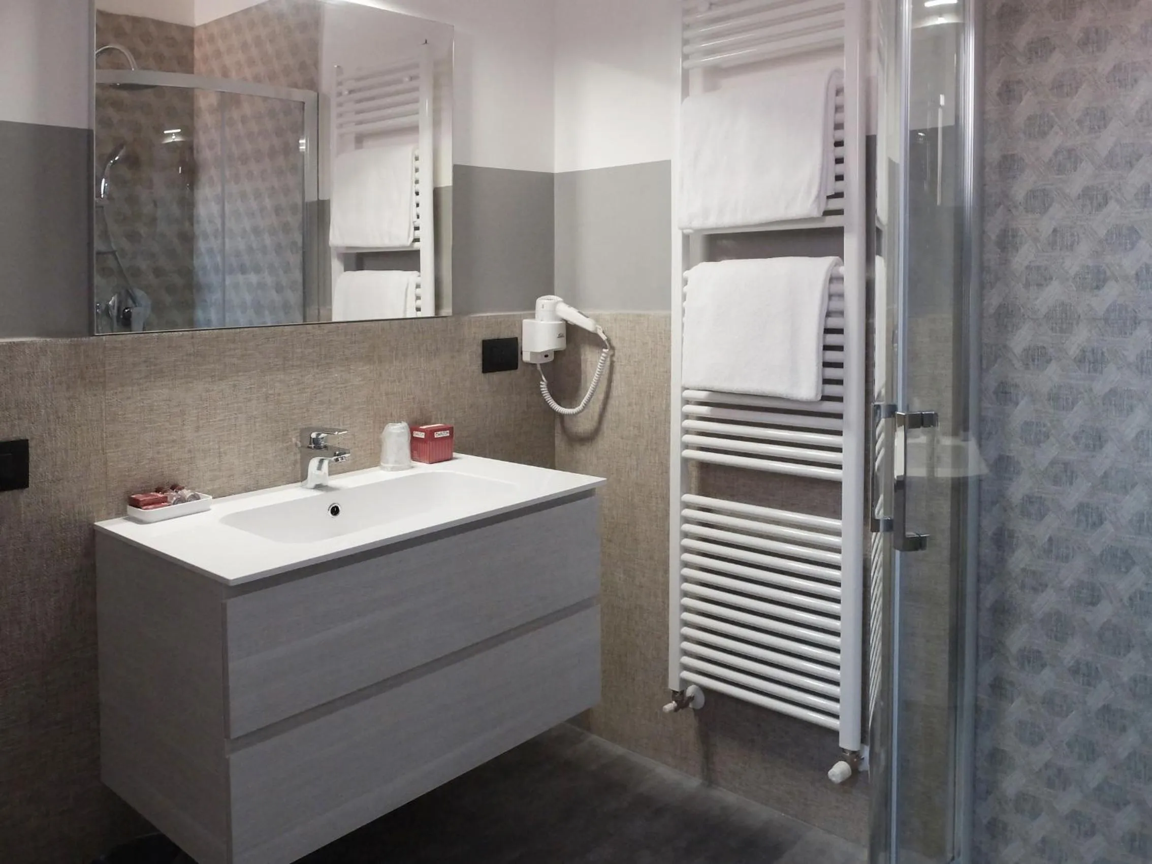 Bathroom in Residence Carlton