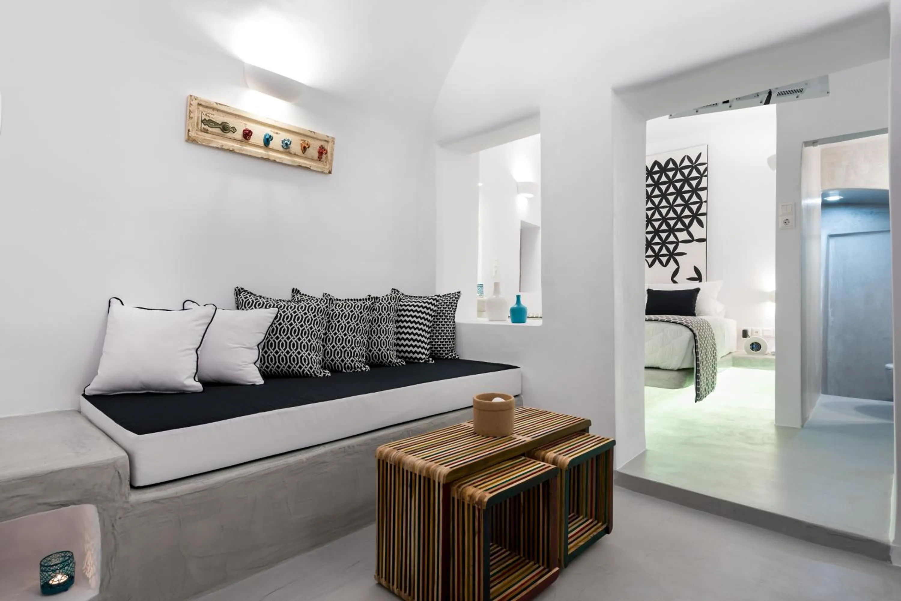 Living room, Bed in Modernity Suites