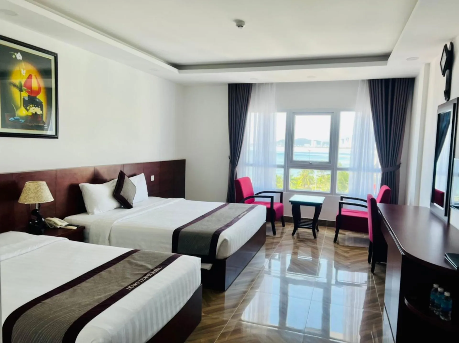 Deluxe Twin Room with Sea View in Gem Nha Trang Hotel