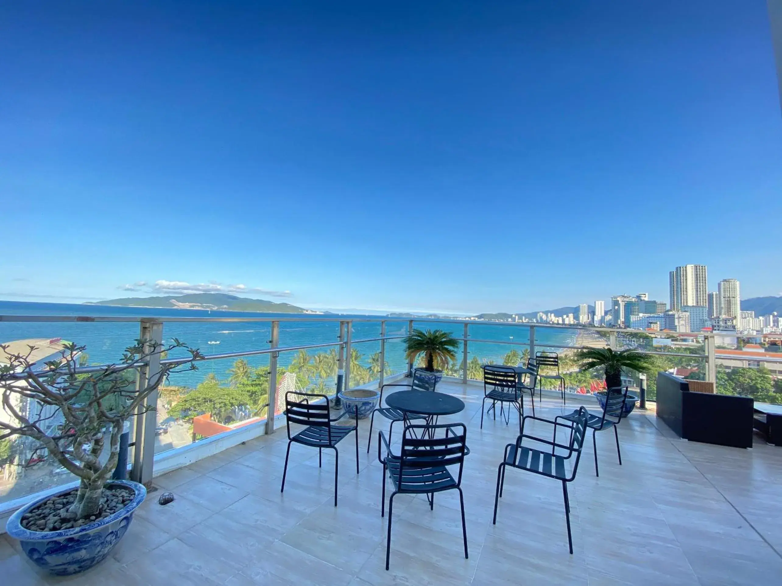 Sea view in Gem Nha Trang Hotel Sea view in Gem Nha Trang Hotel