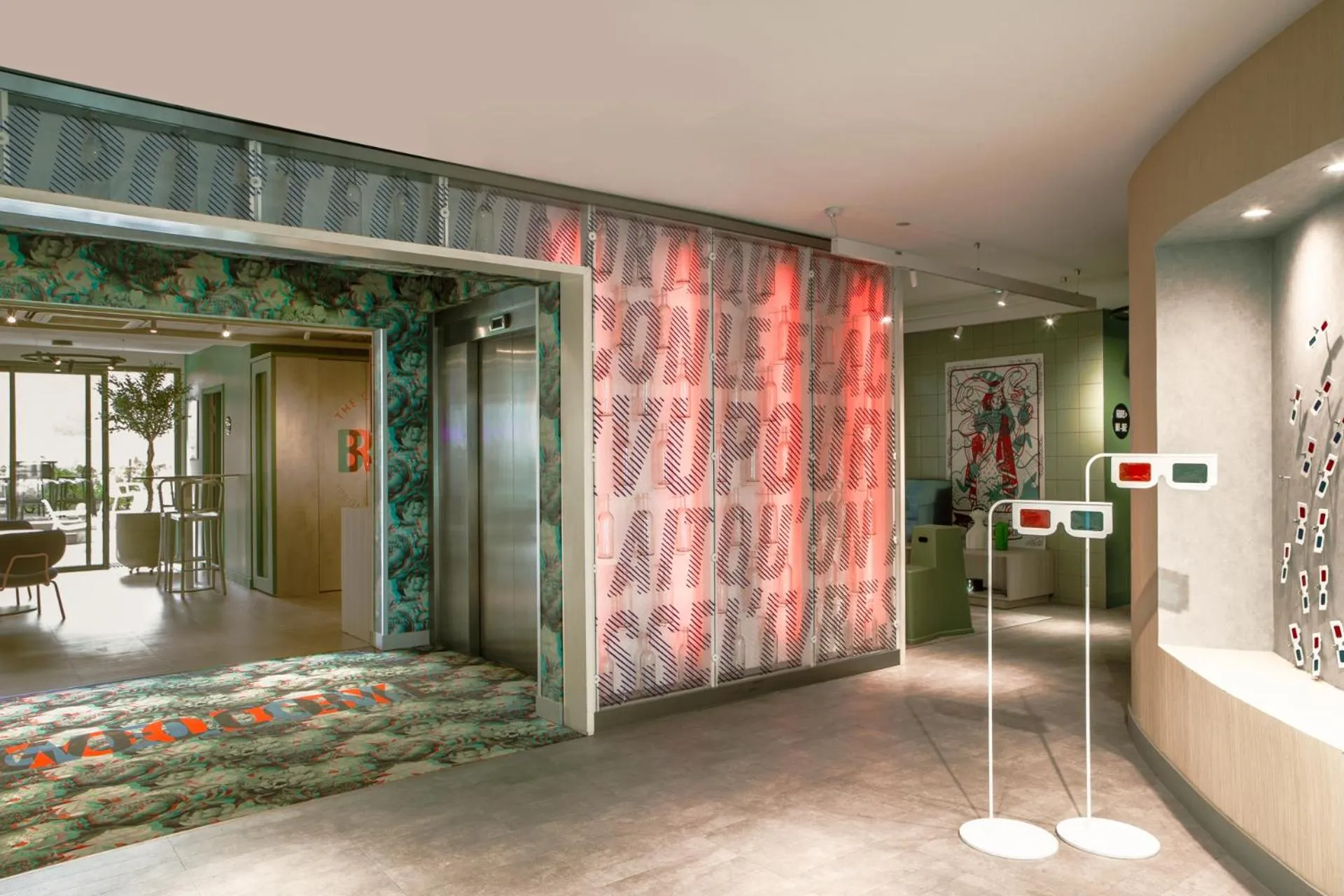 Living room in ibis Styles Bordeaux Centre Gare