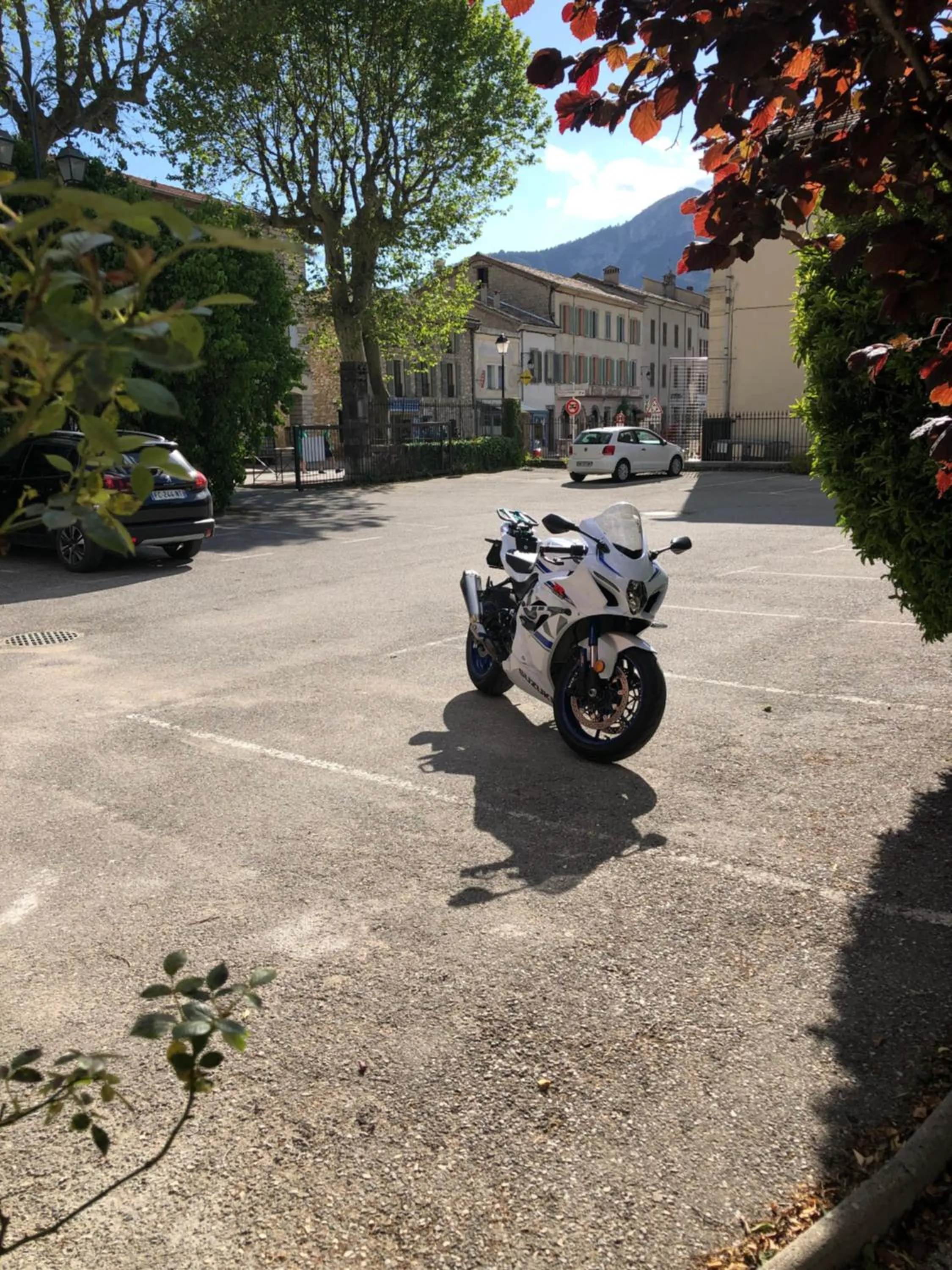 Parking in Nouvel Hôtel du Commerce