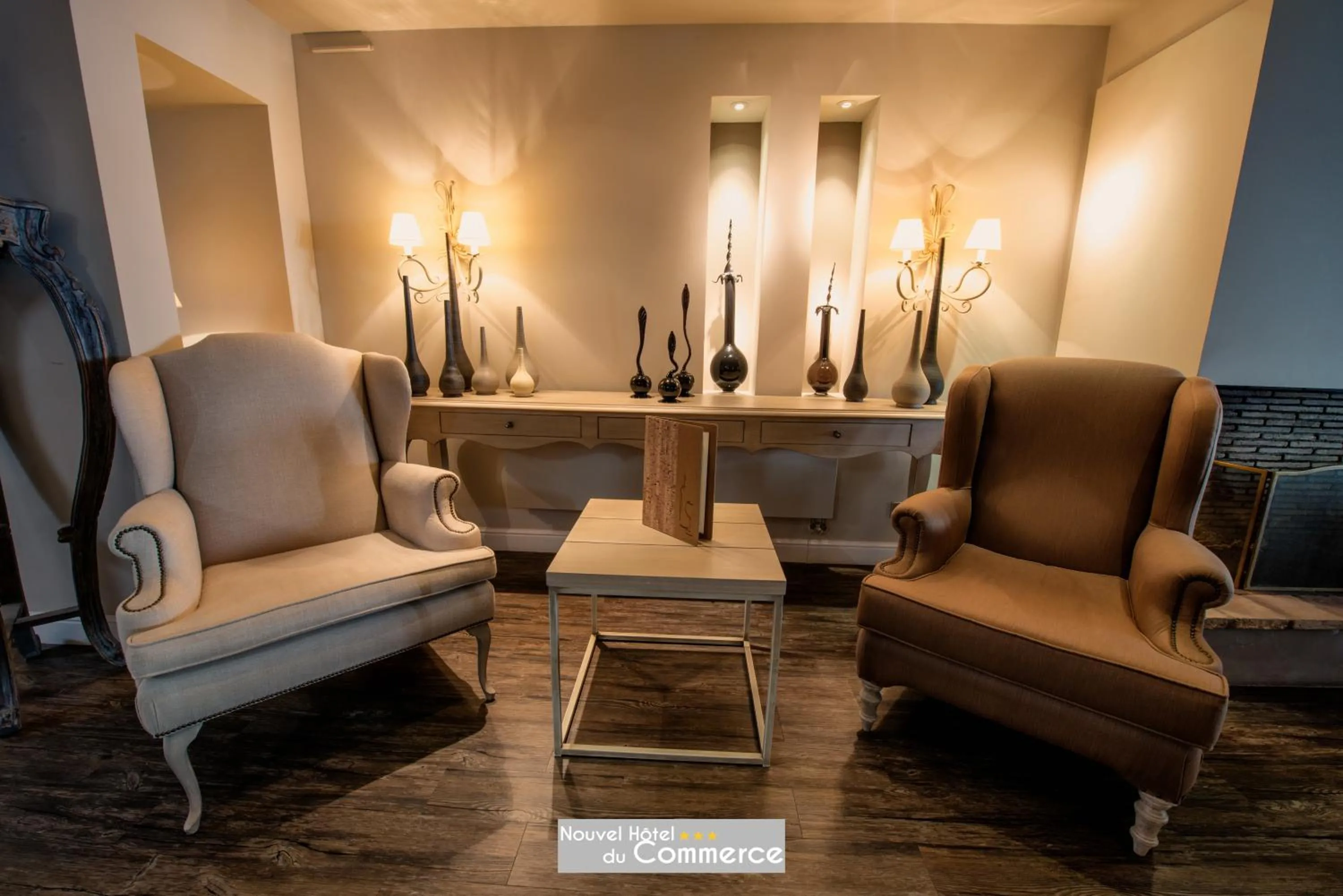 Lounge or bar in Nouvel Hôtel du Commerce