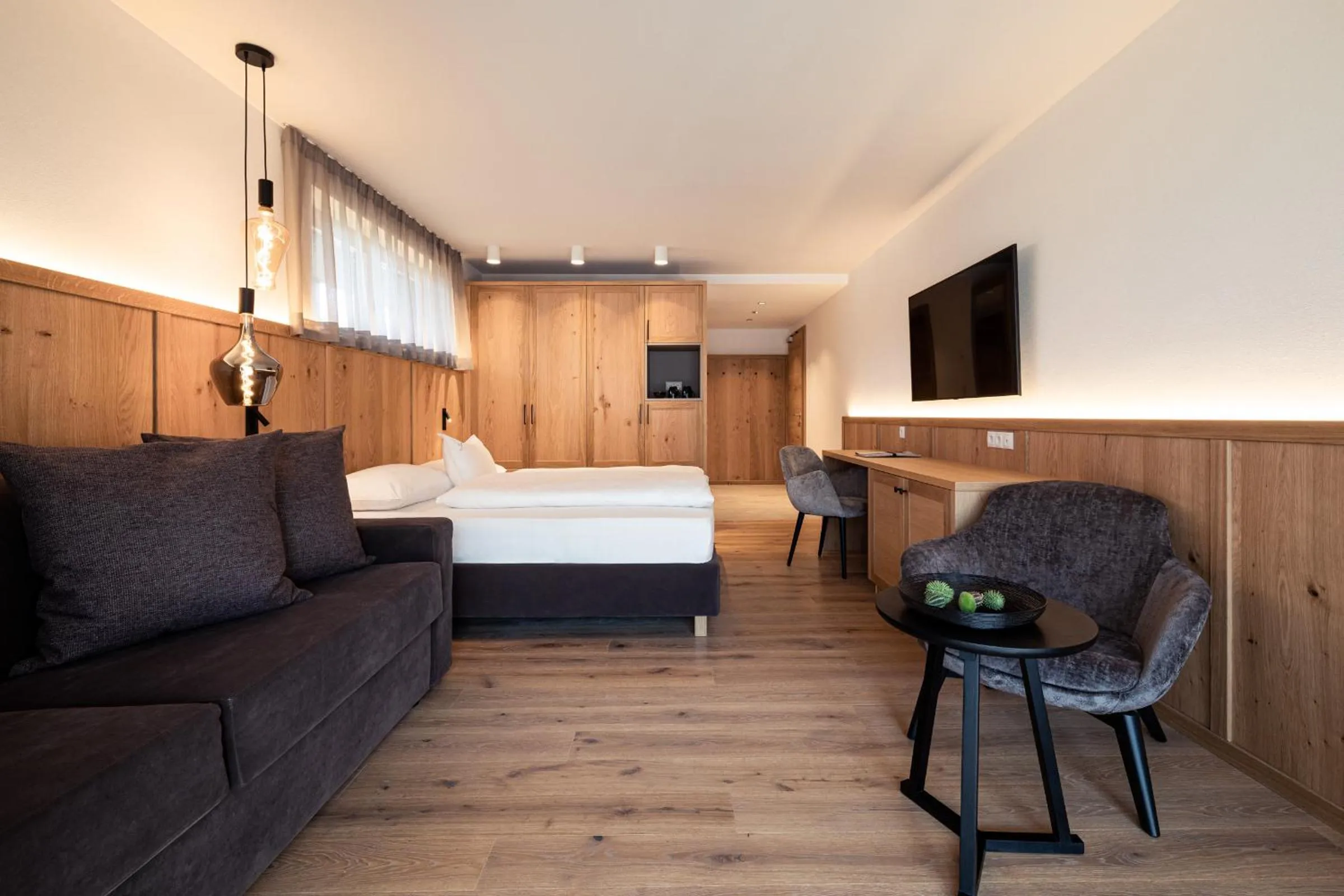 Photo of the whole room, Bed in B&B Boutiquehotel Clara