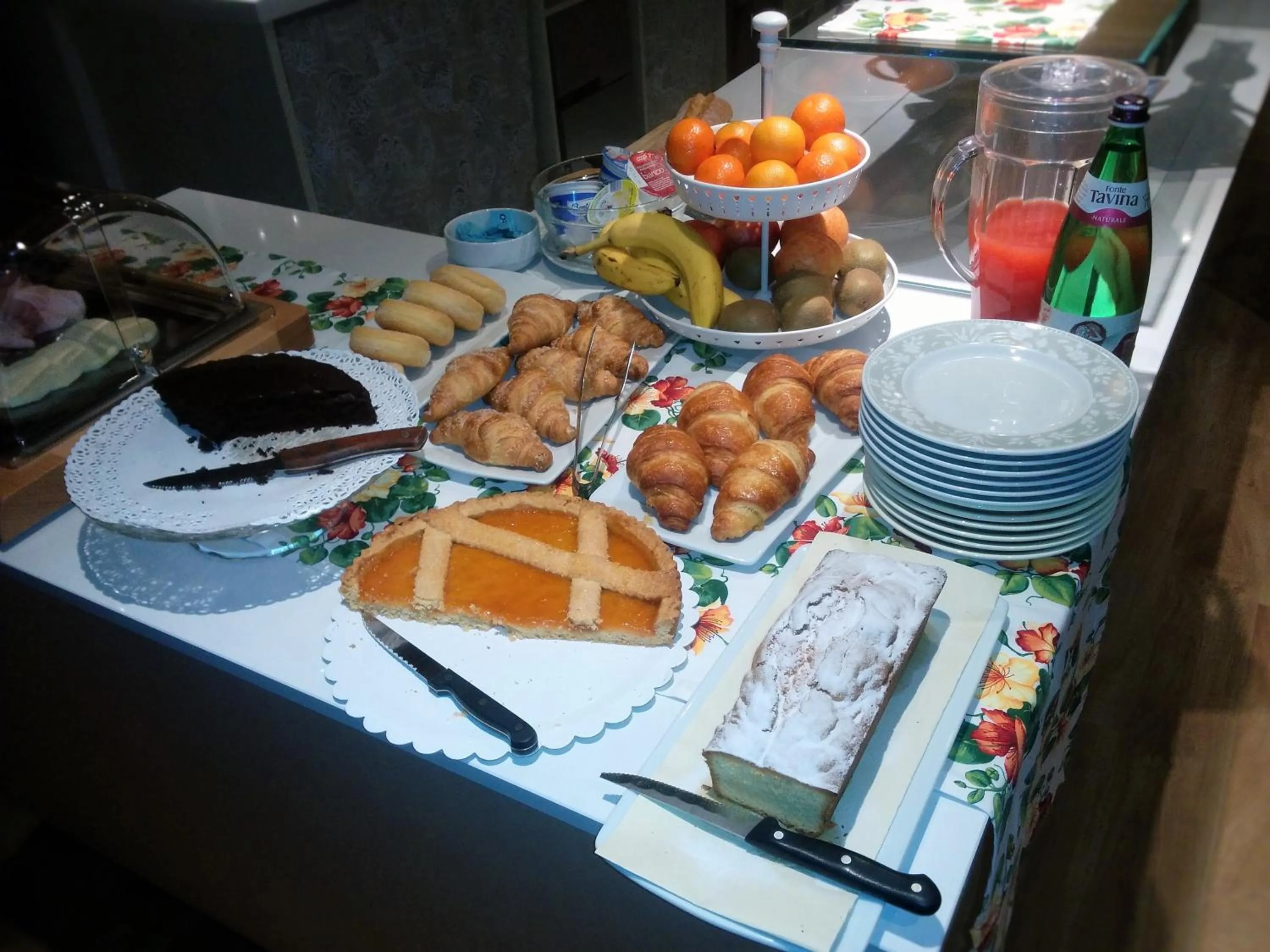 Buffet breakfast in Country Hotel Al Gallo