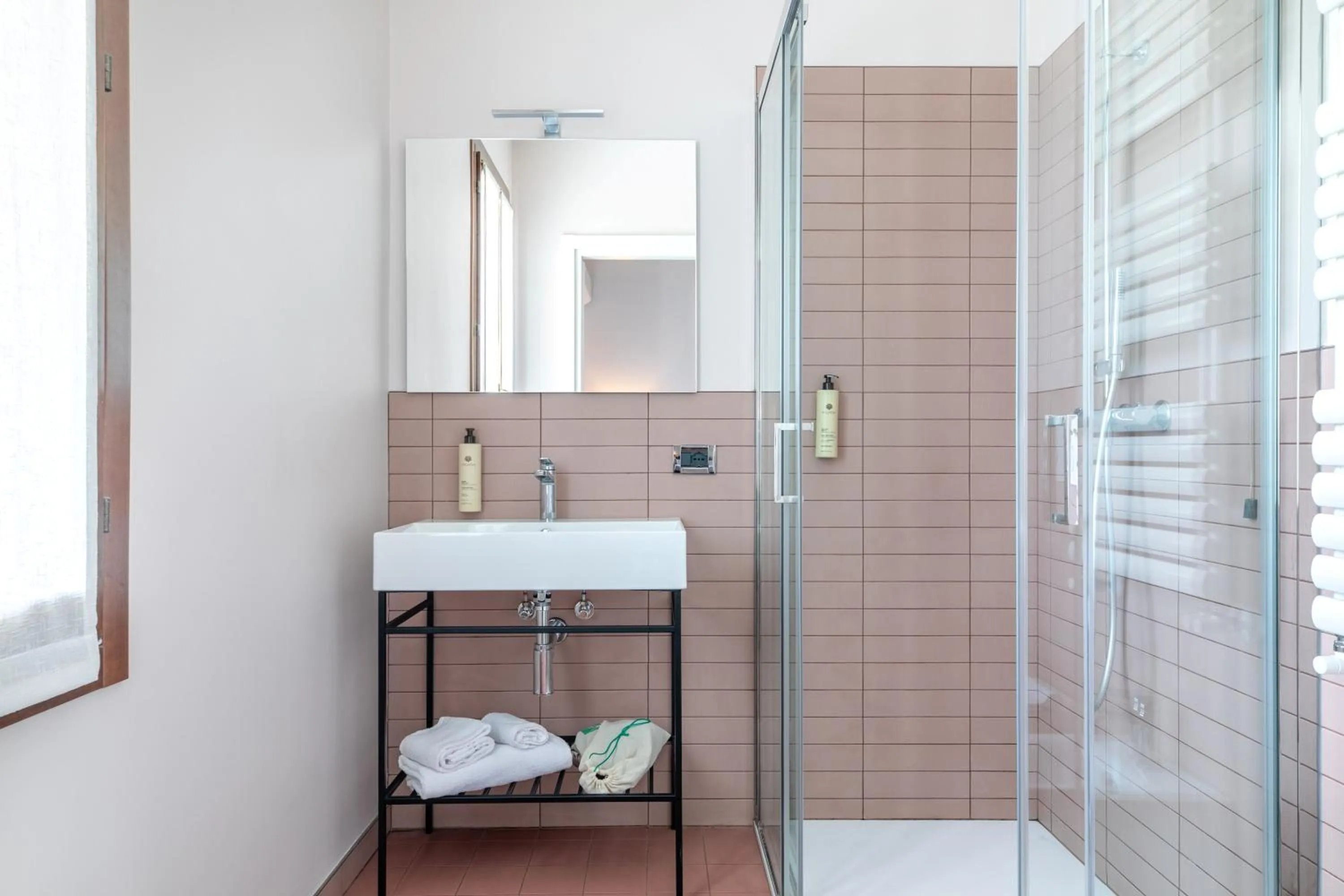 Shower in Country Hotel Al Gallo