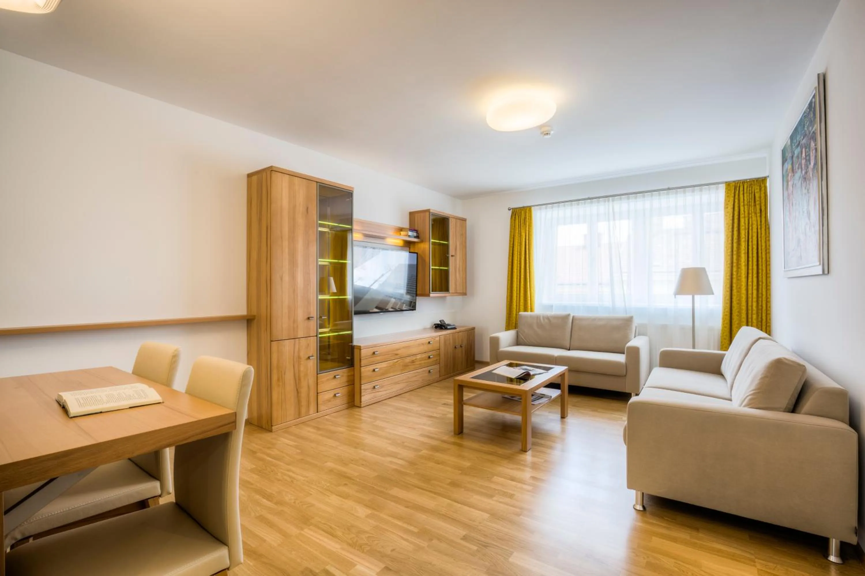 Living room, Bed in Vienna Grand Apartments City