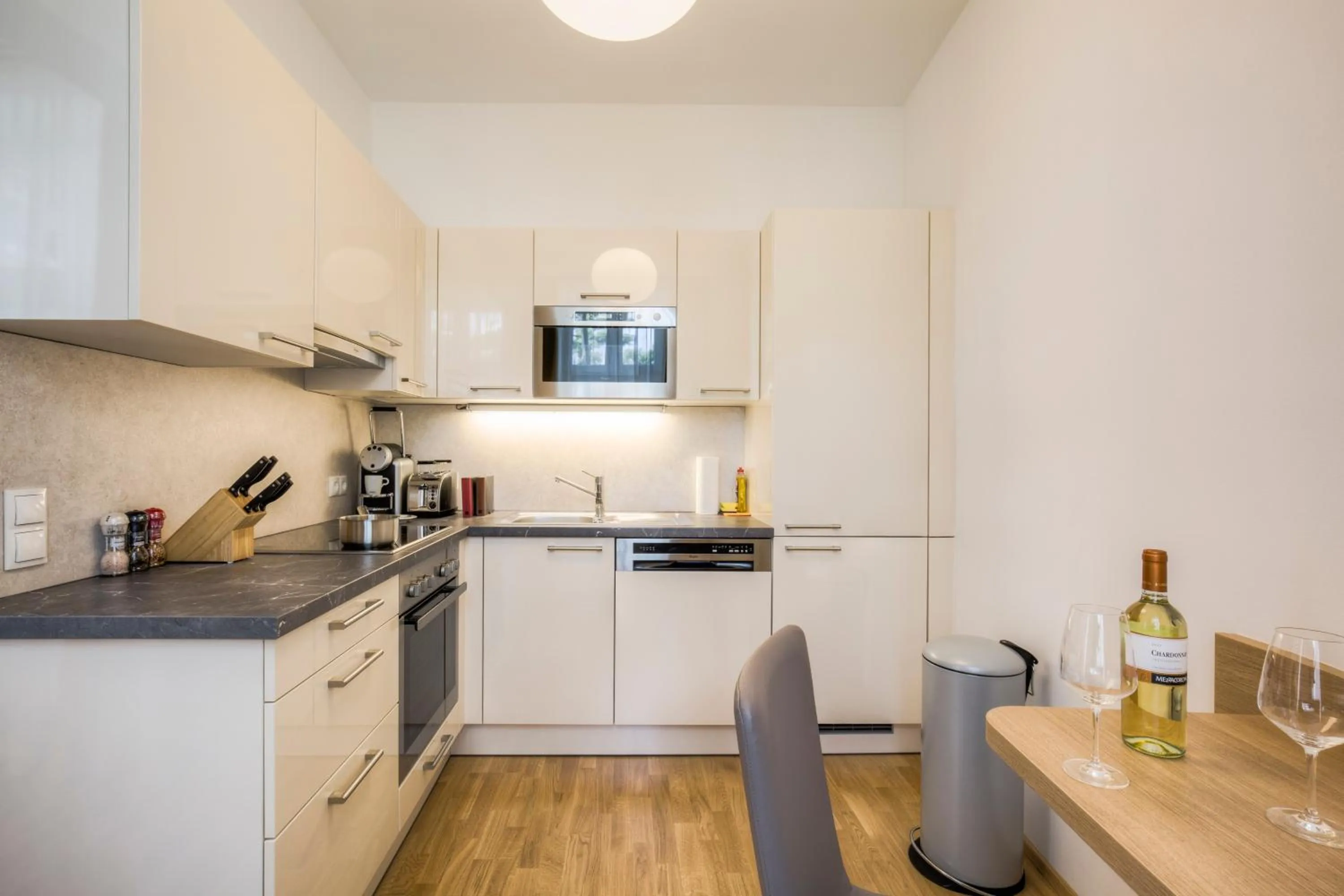 Kitchen or kitchenette in Vienna Grand Apartments City