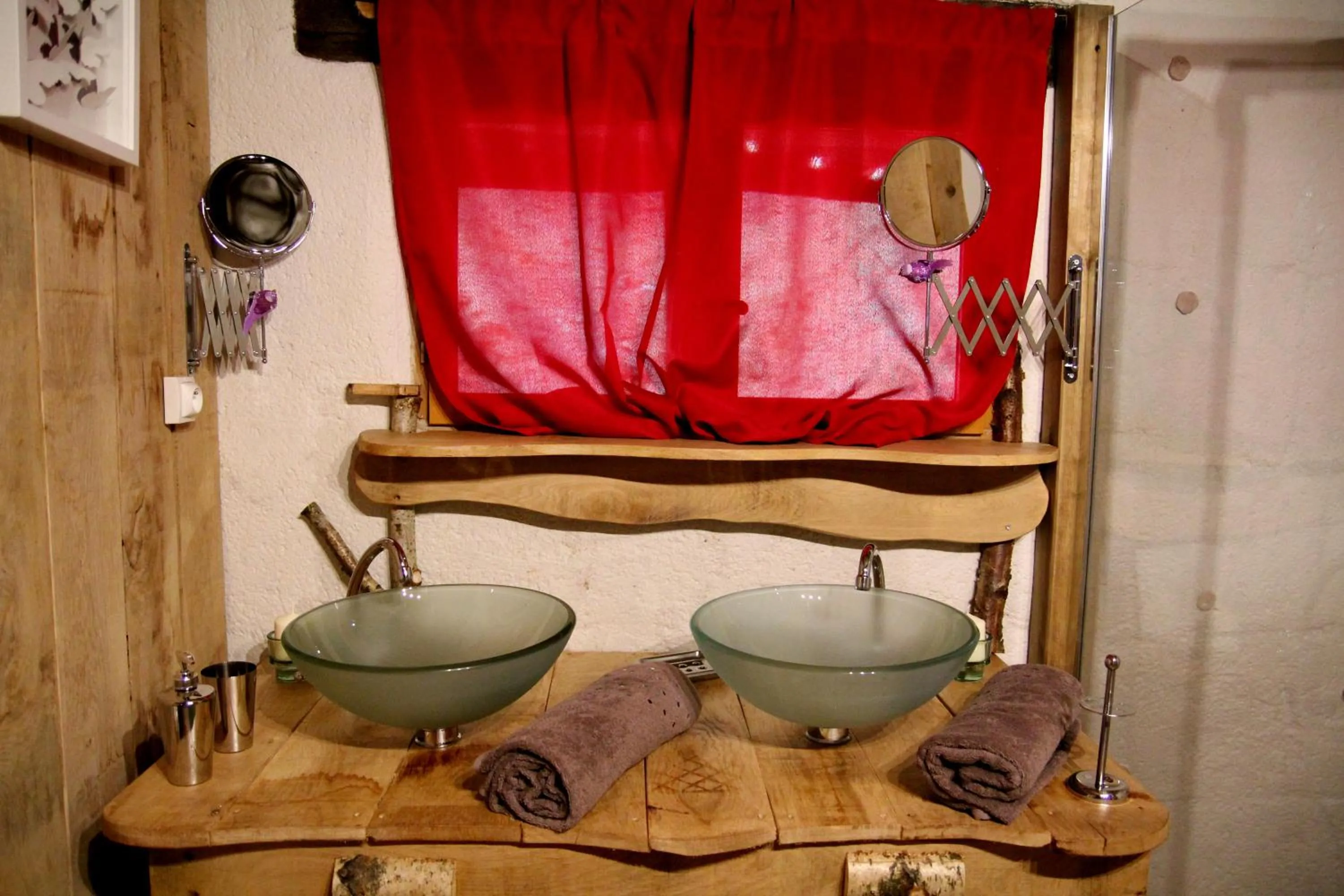Bathroom in Le Coeur De La Foret