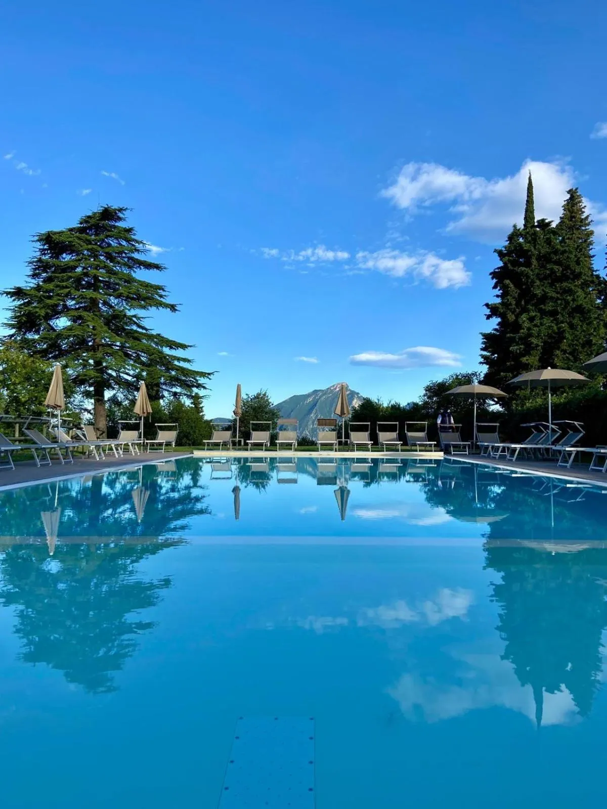 Pool view in Hotel Bellavista