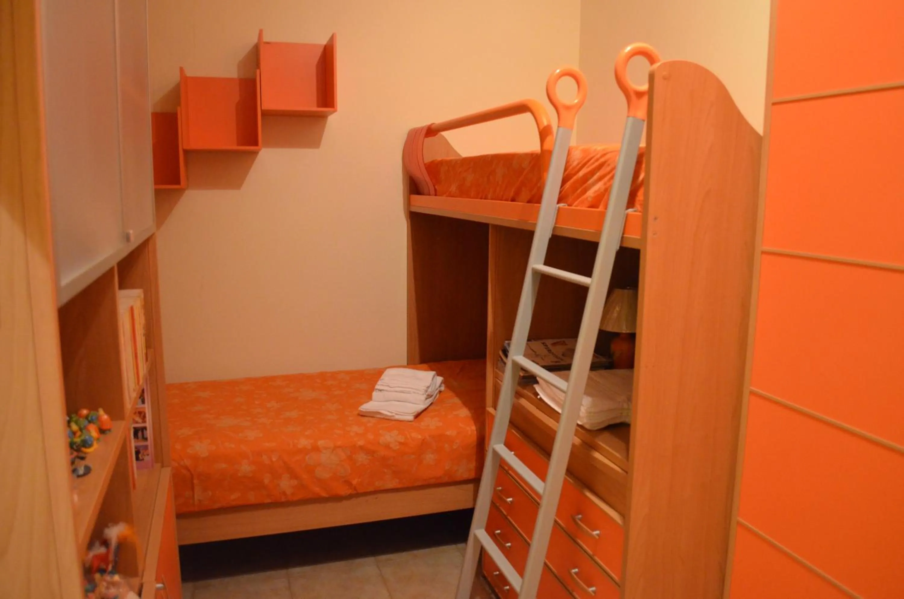 bunk bed, Bed in Bed and Breakfast Bike