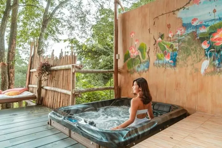 Hot Tub in Nan De Panna Resort and Spa