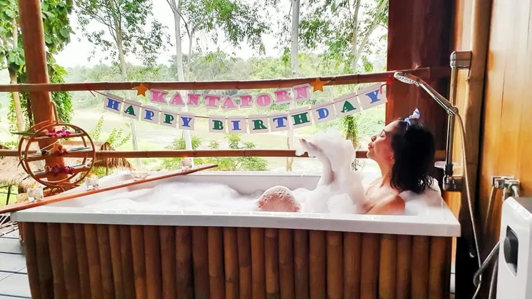 Bath in Nan De Panna Resort and Spa