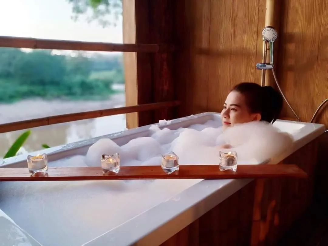 Bath in Nan De Panna Resort and Spa