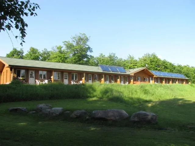 Quiet Bay Inn & Café