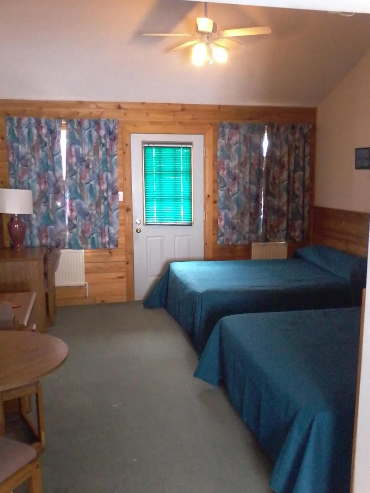 Bed in Quiet Bay Inn & Café