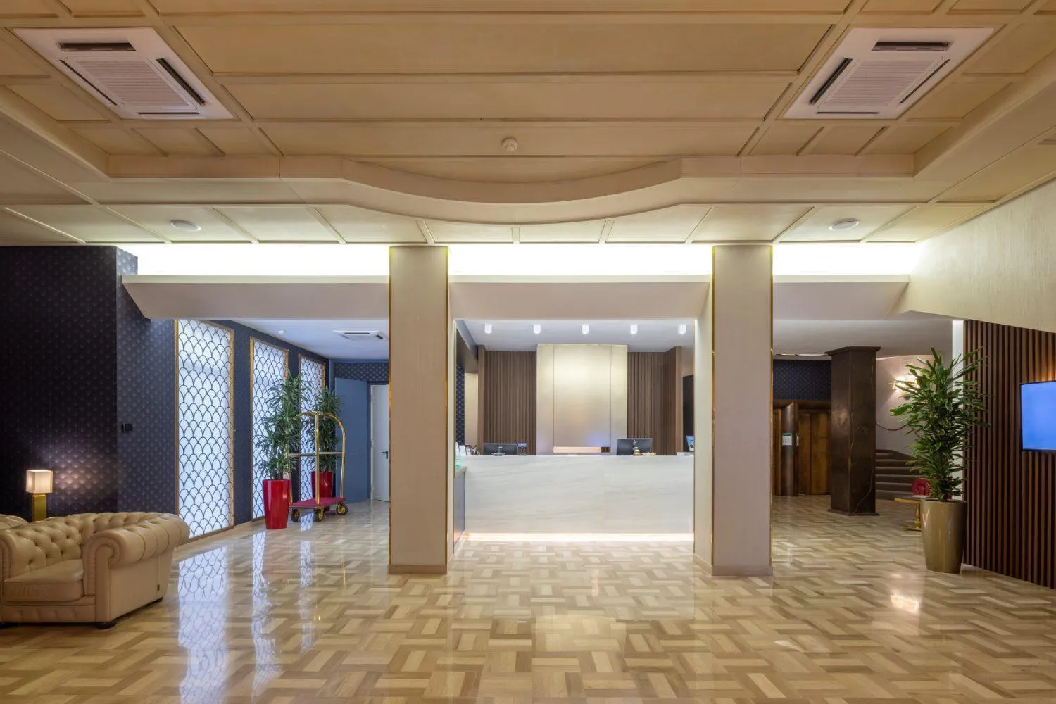 Lobby or reception in Astra Hotel