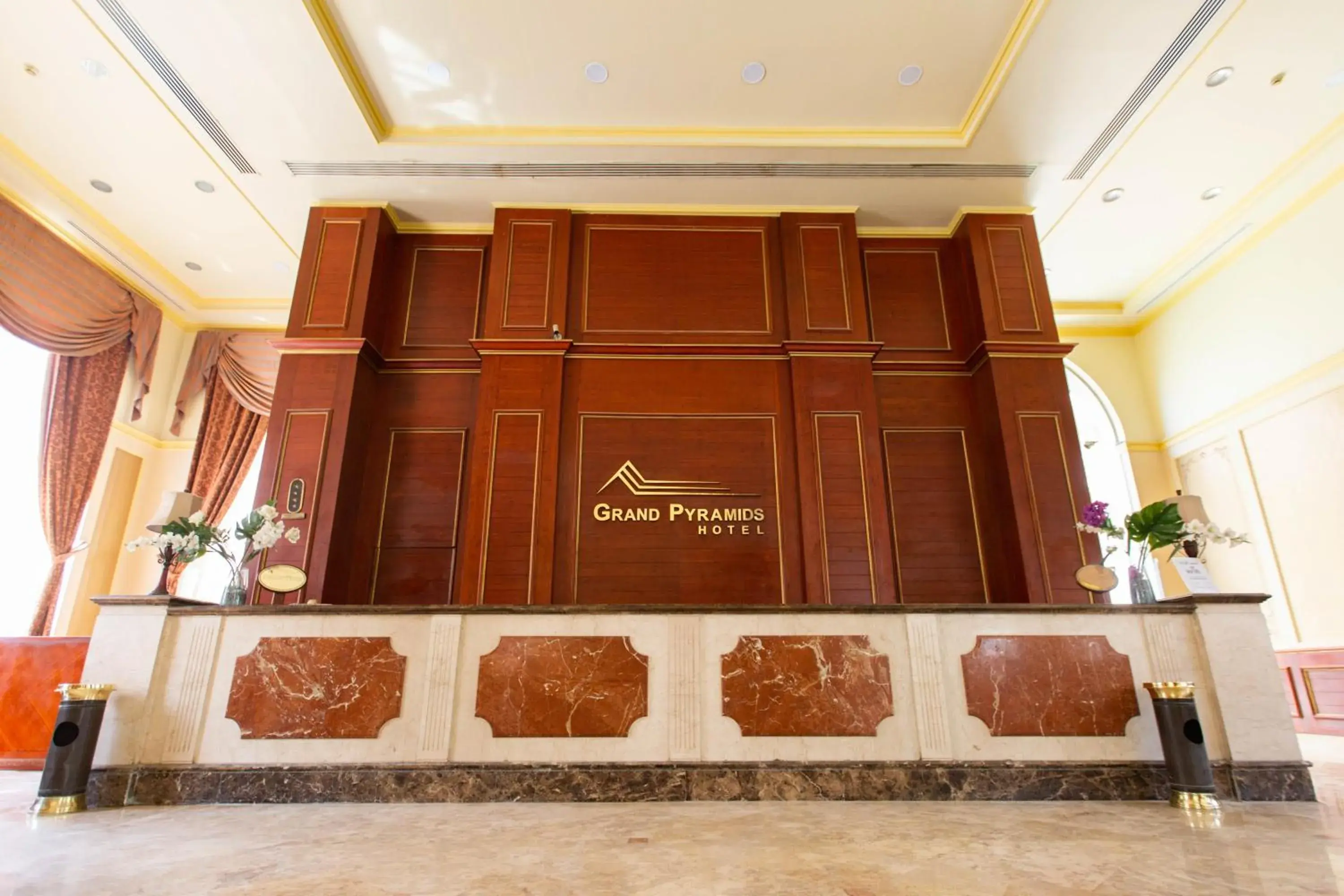 Lobby or reception in Grand Pyramids Hotel