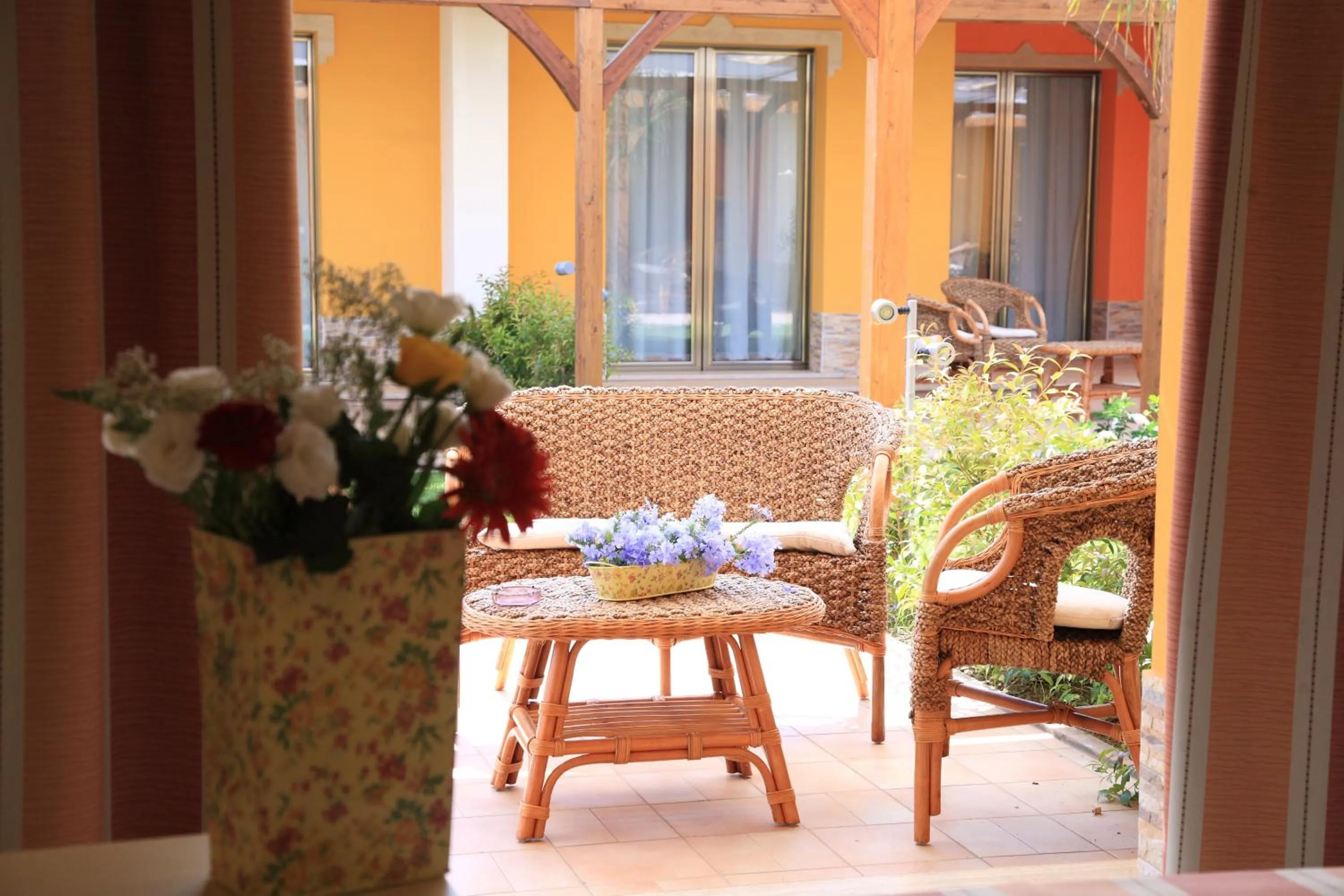 Photo of the whole room in Hotel Baia Di Trainiti