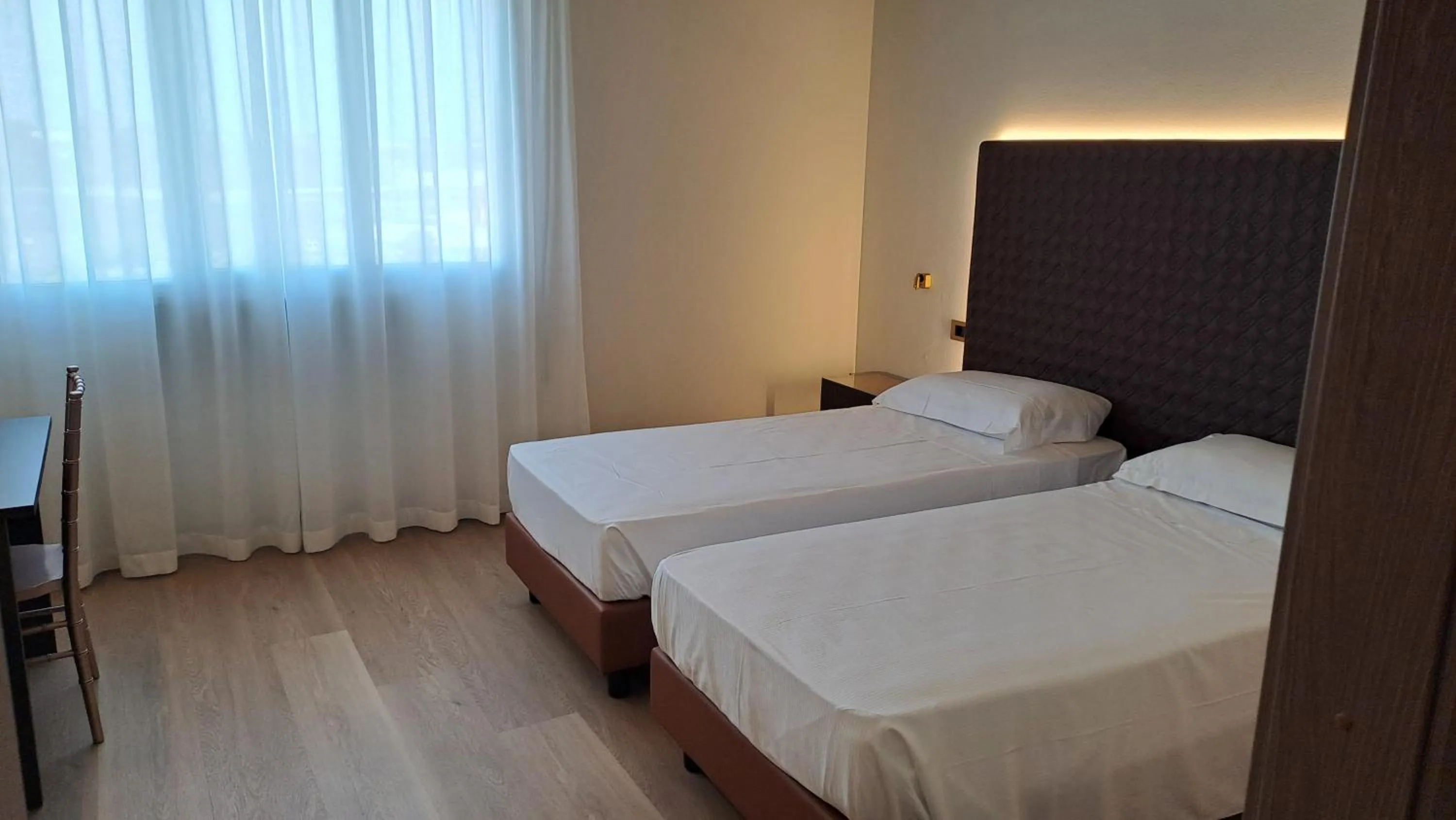 Photo of the whole room, Bed in Hotel Internazionale