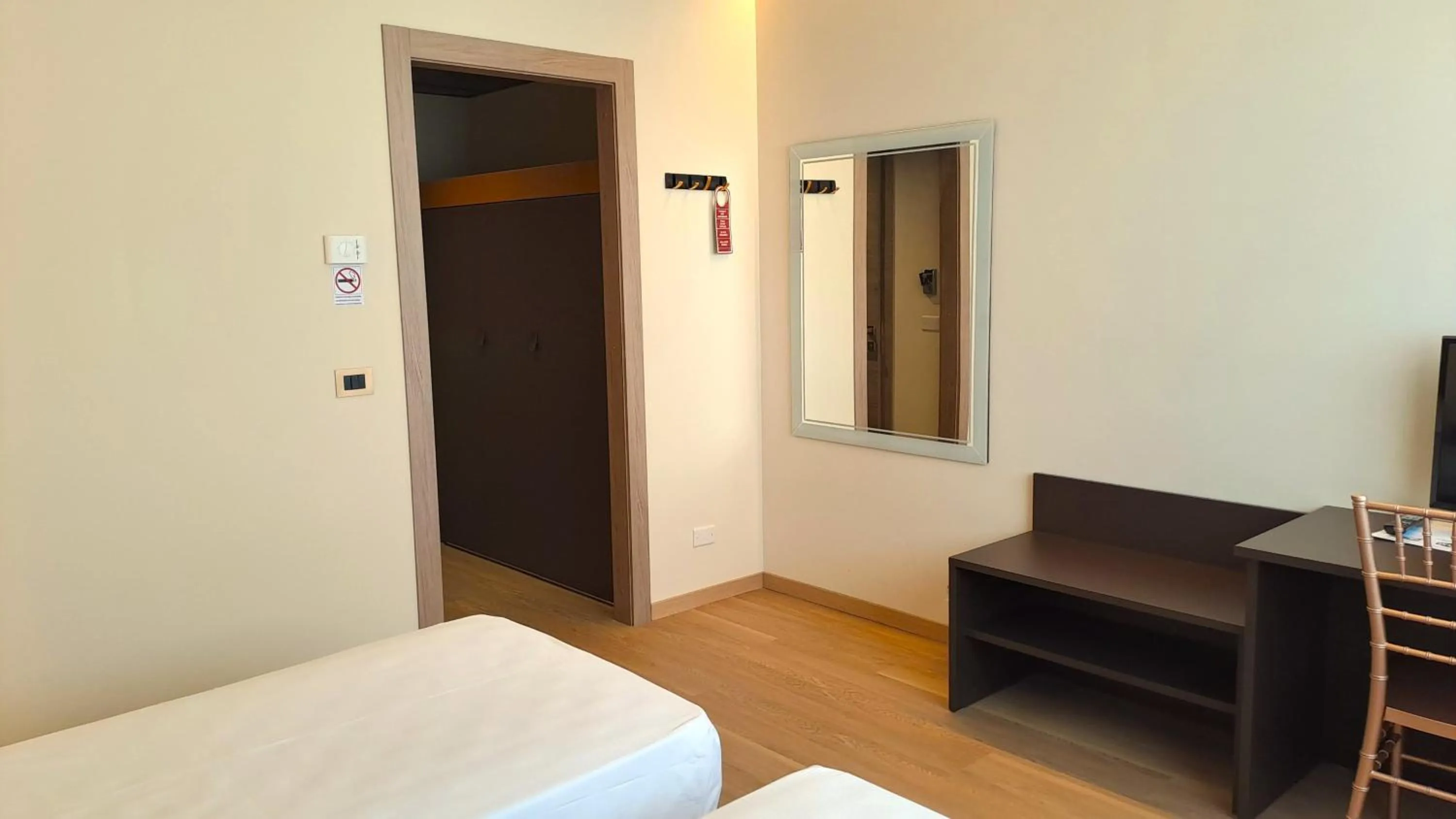 Photo of the whole room, Bed in Hotel Internazionale