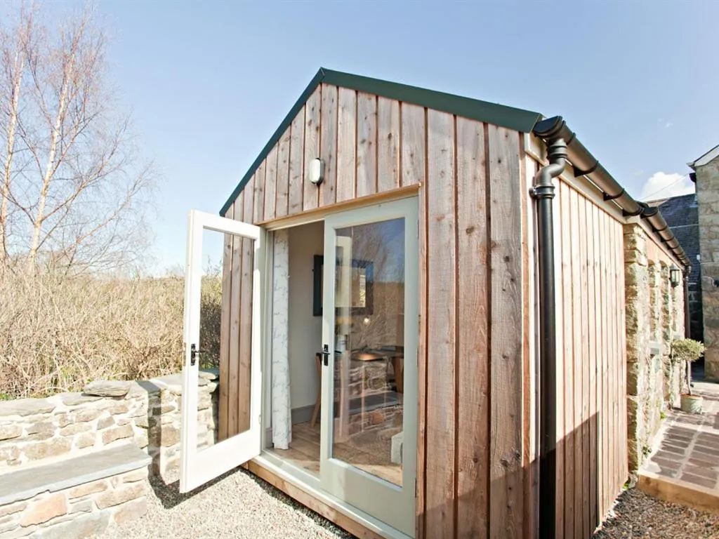 Property building in Grove Park