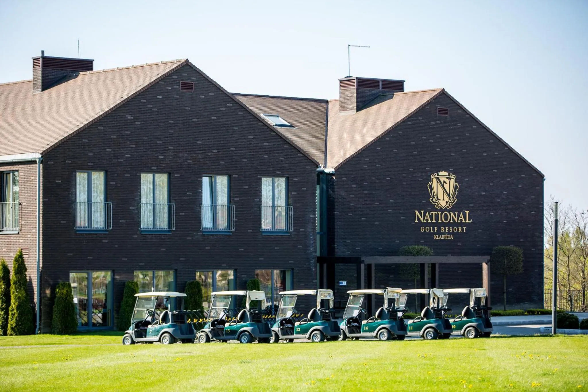 Property building in National Golf Resort