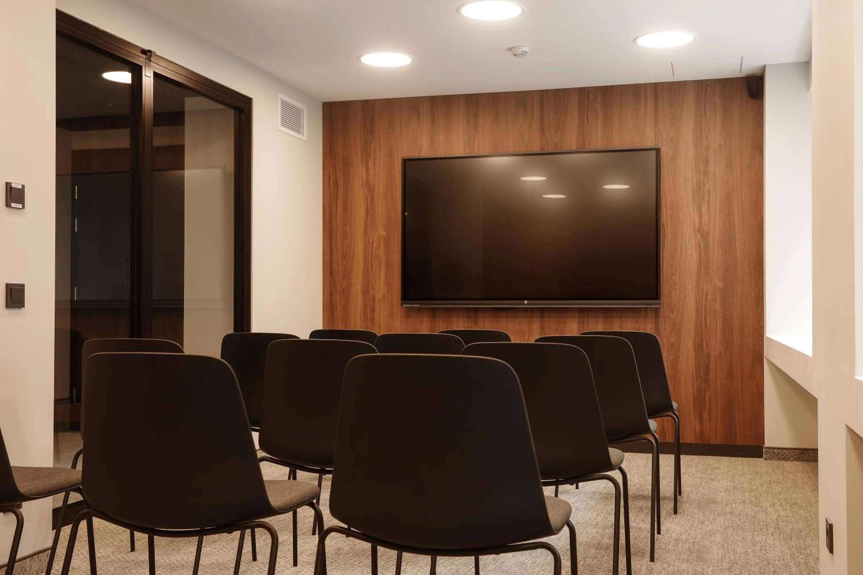 Meeting/conference room in AIRINN Vilnius Airport Hotel RENOVATED 2025