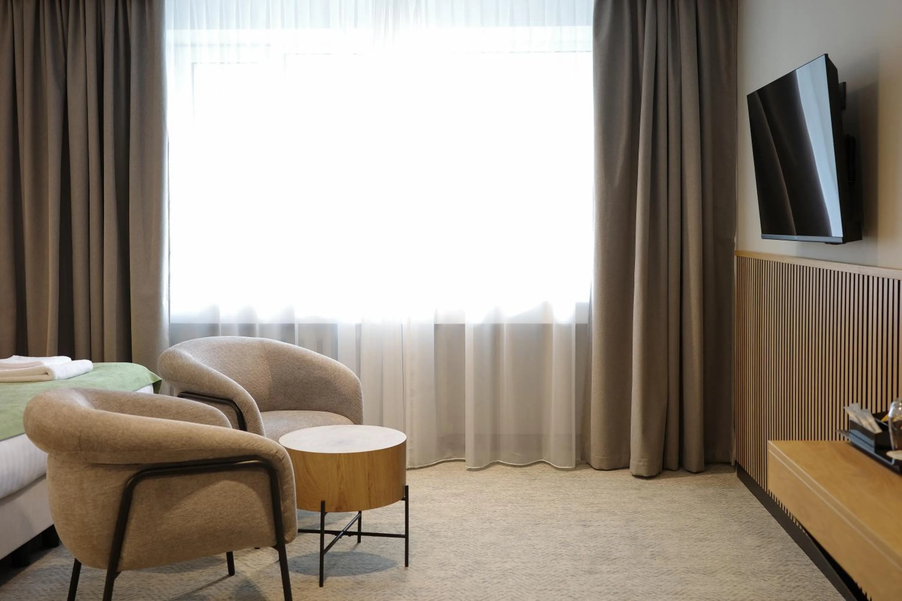 TV and multimedia, Bed in AIRINN Vilnius Airport Hotel RENOVATED 2025