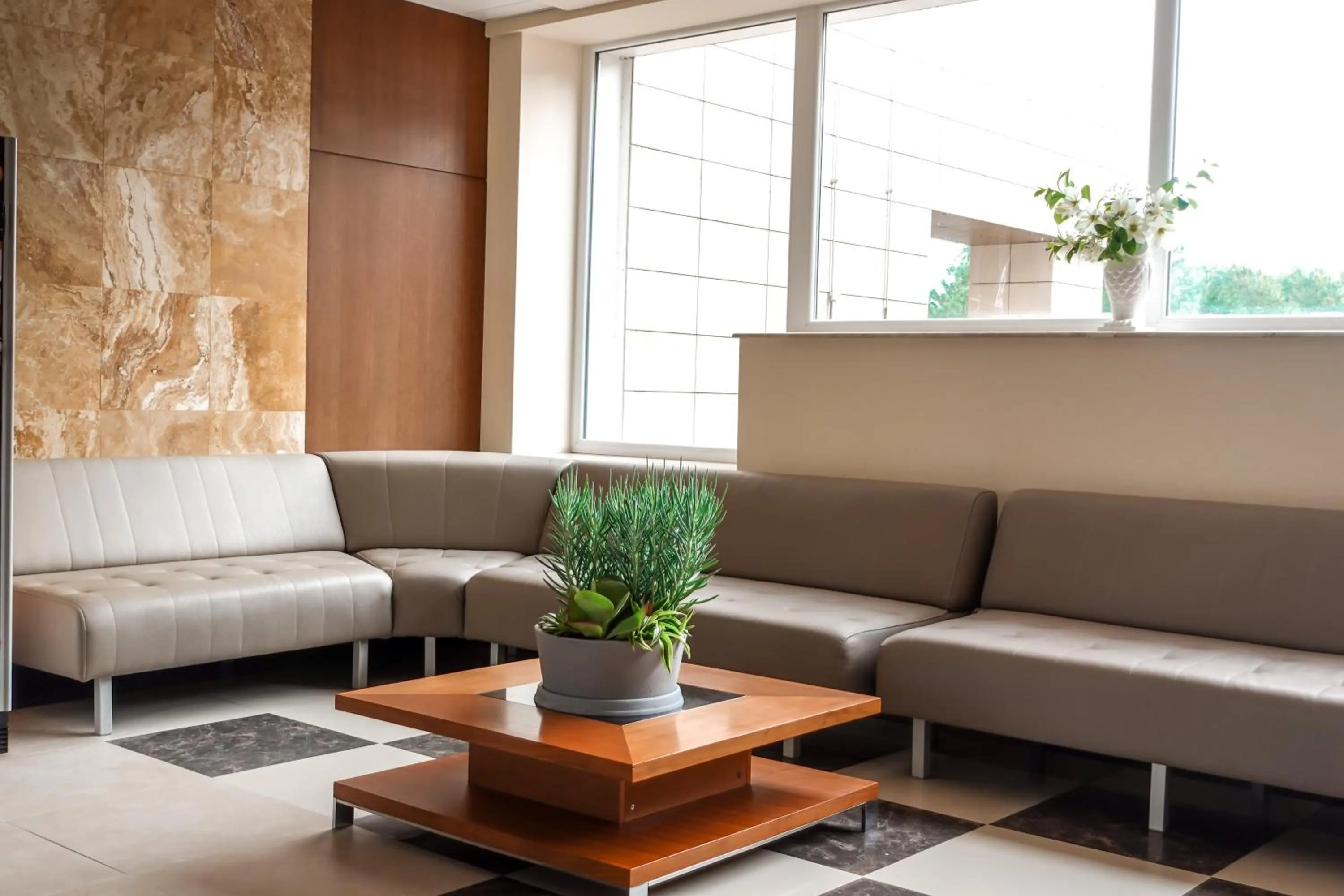 Seating area in Health & Wellness Center Energetikas