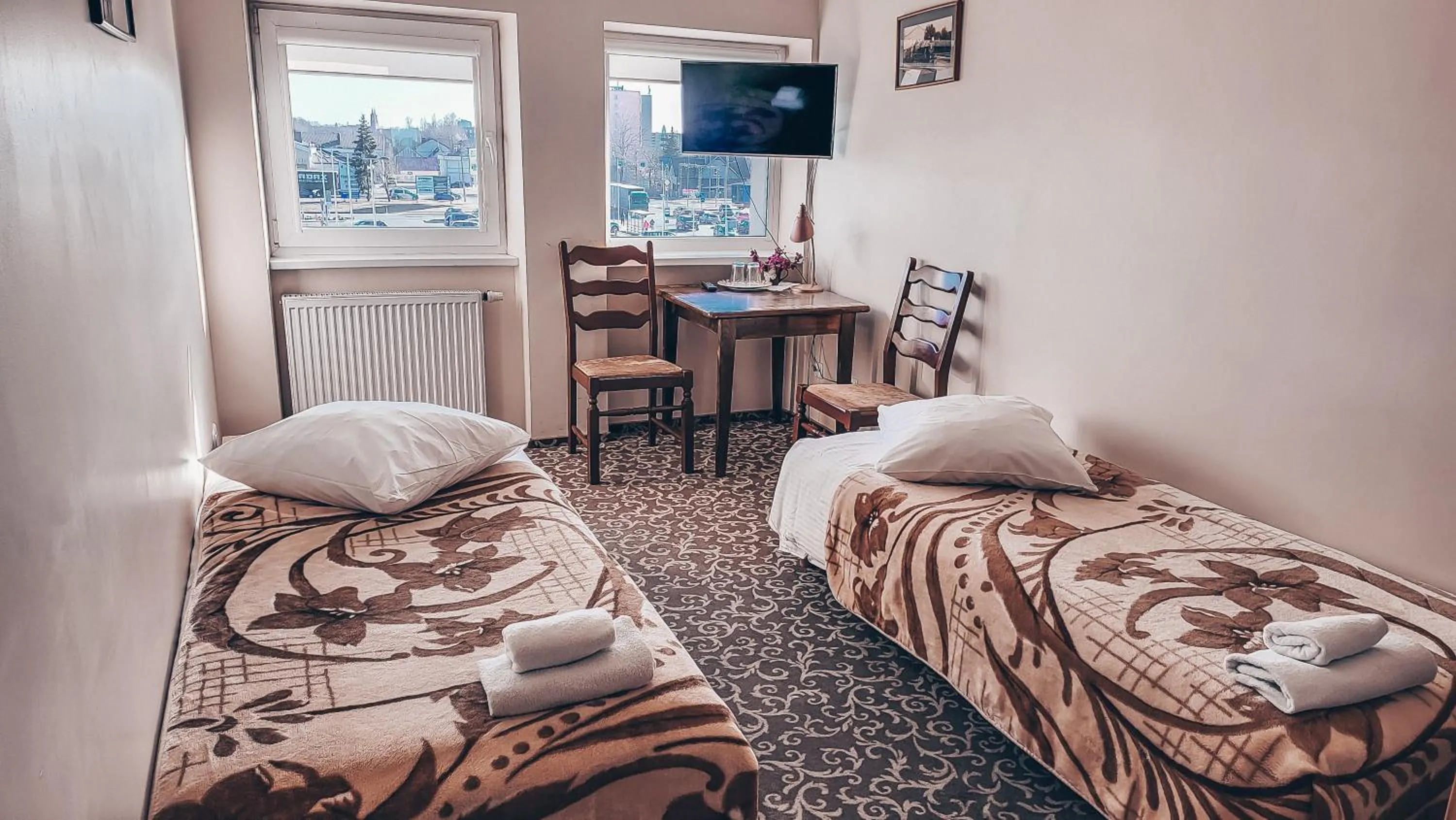 Photo of the whole room, Bed in Pervaža