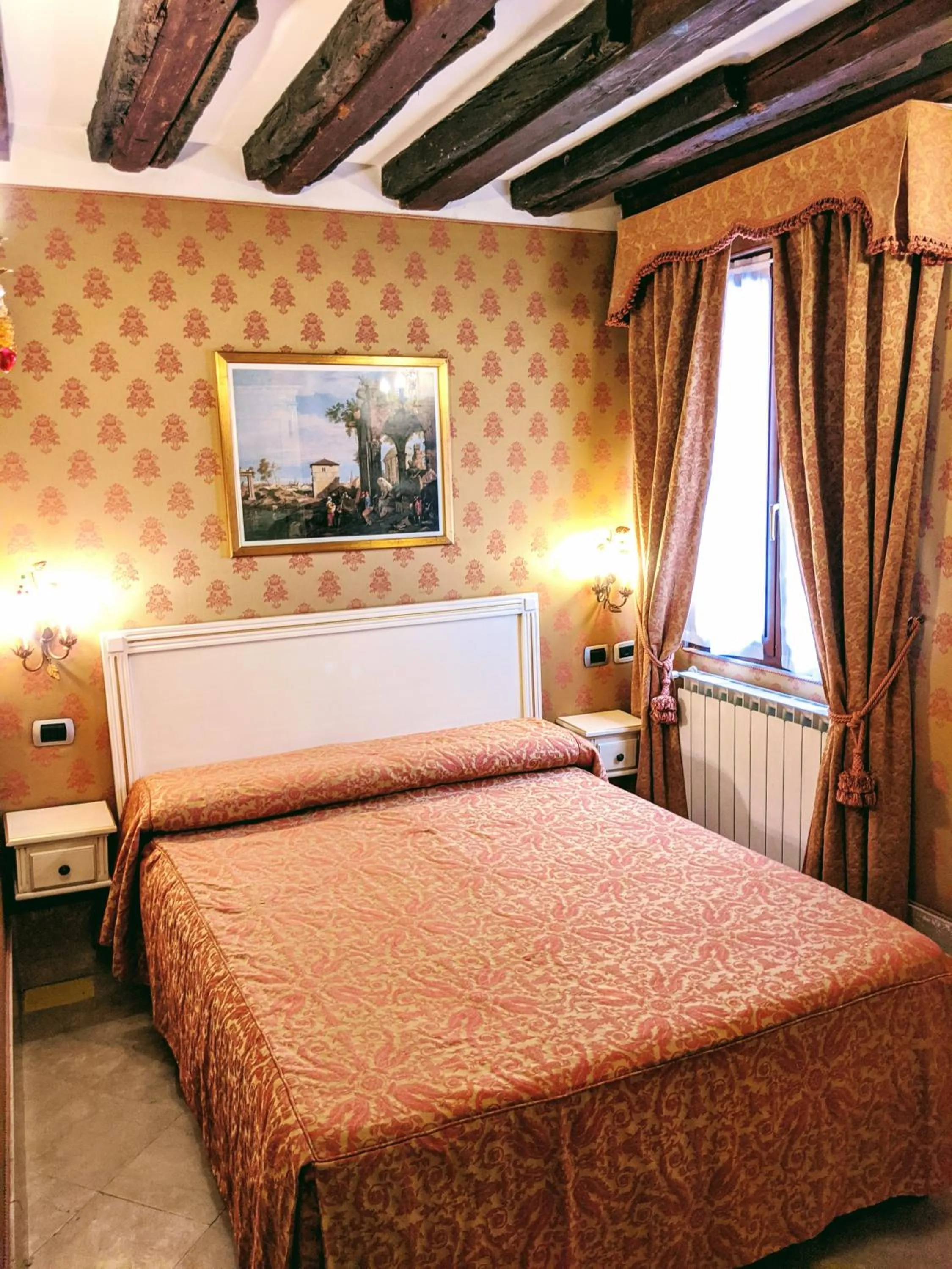 Bed in Ca' San Vio