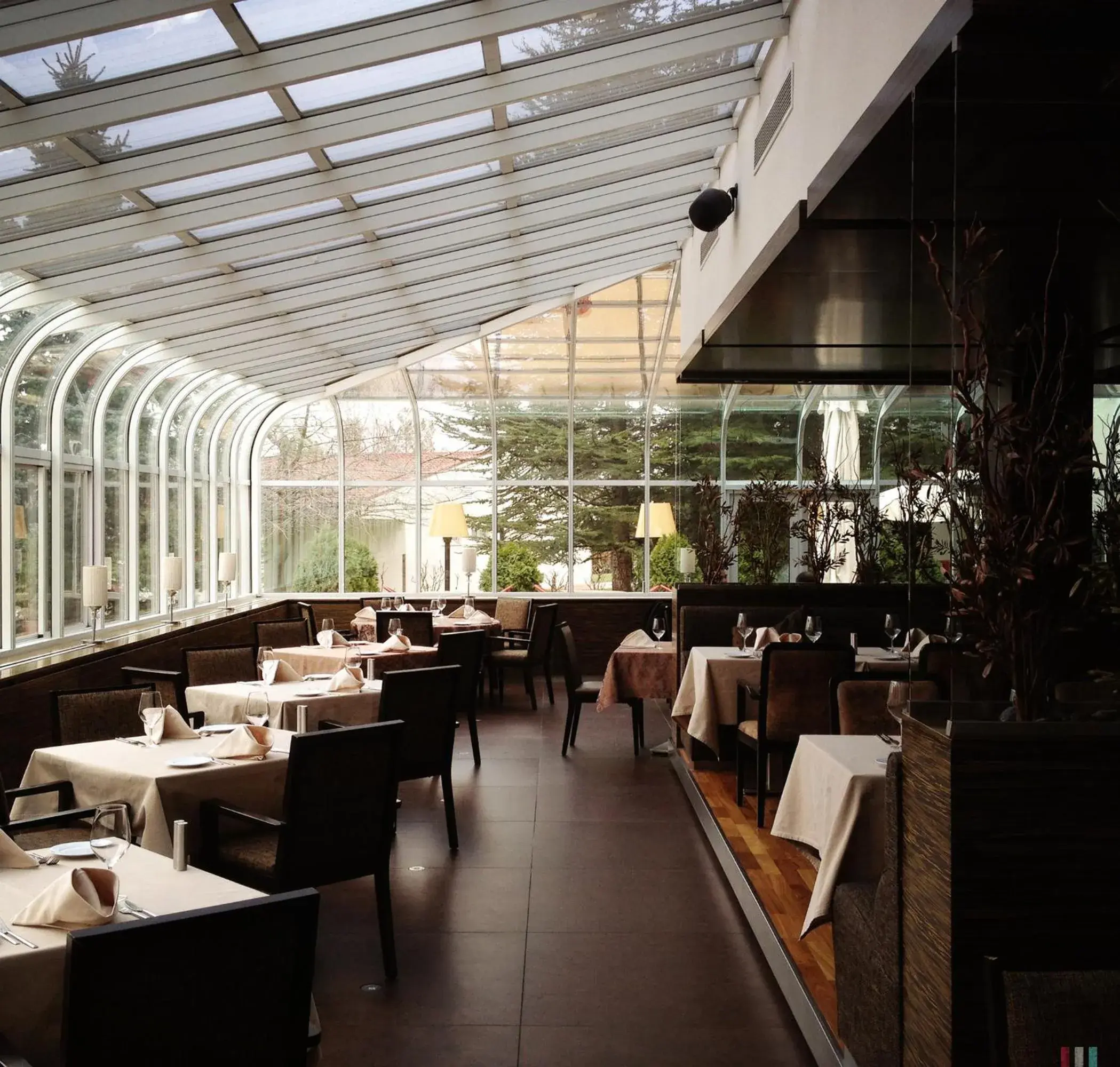 Restaurant/places to eat in Bilkent Hotel and Conference Center Restaurant/places to eat in Bilkent Hotel and Conference Center