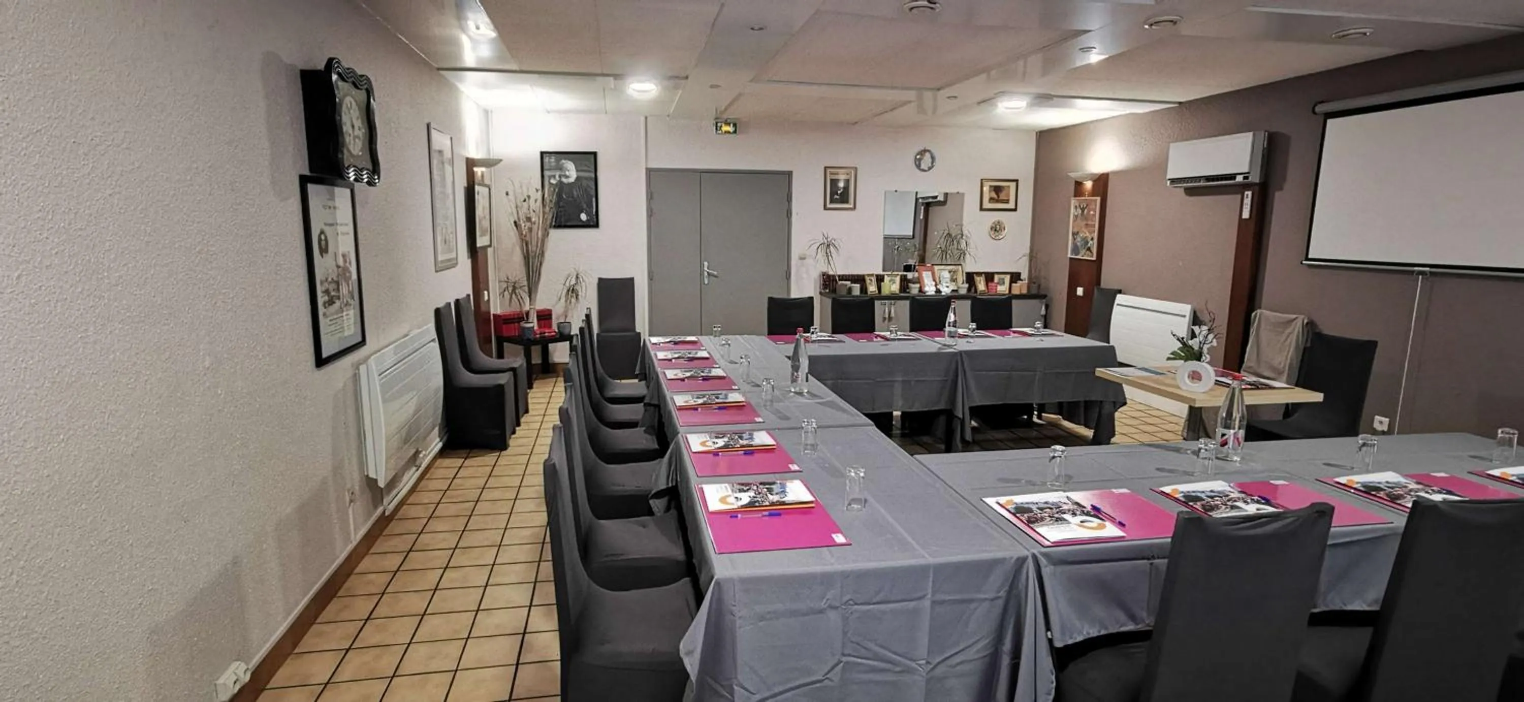 Meeting/conference room in Brit Hotel Besancon l'Horloge